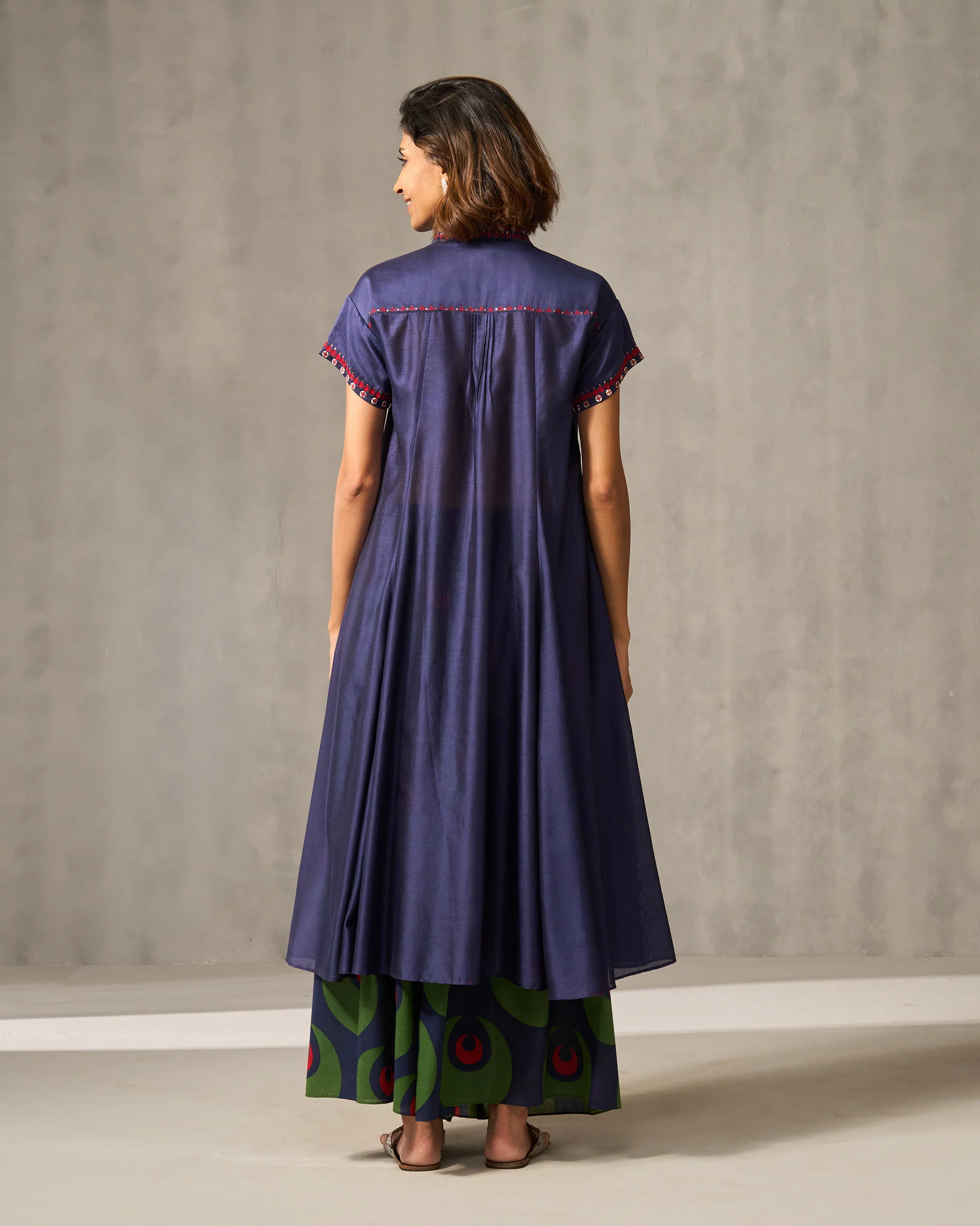 Nuhi Kurta - Navy Embroidered - Image 6