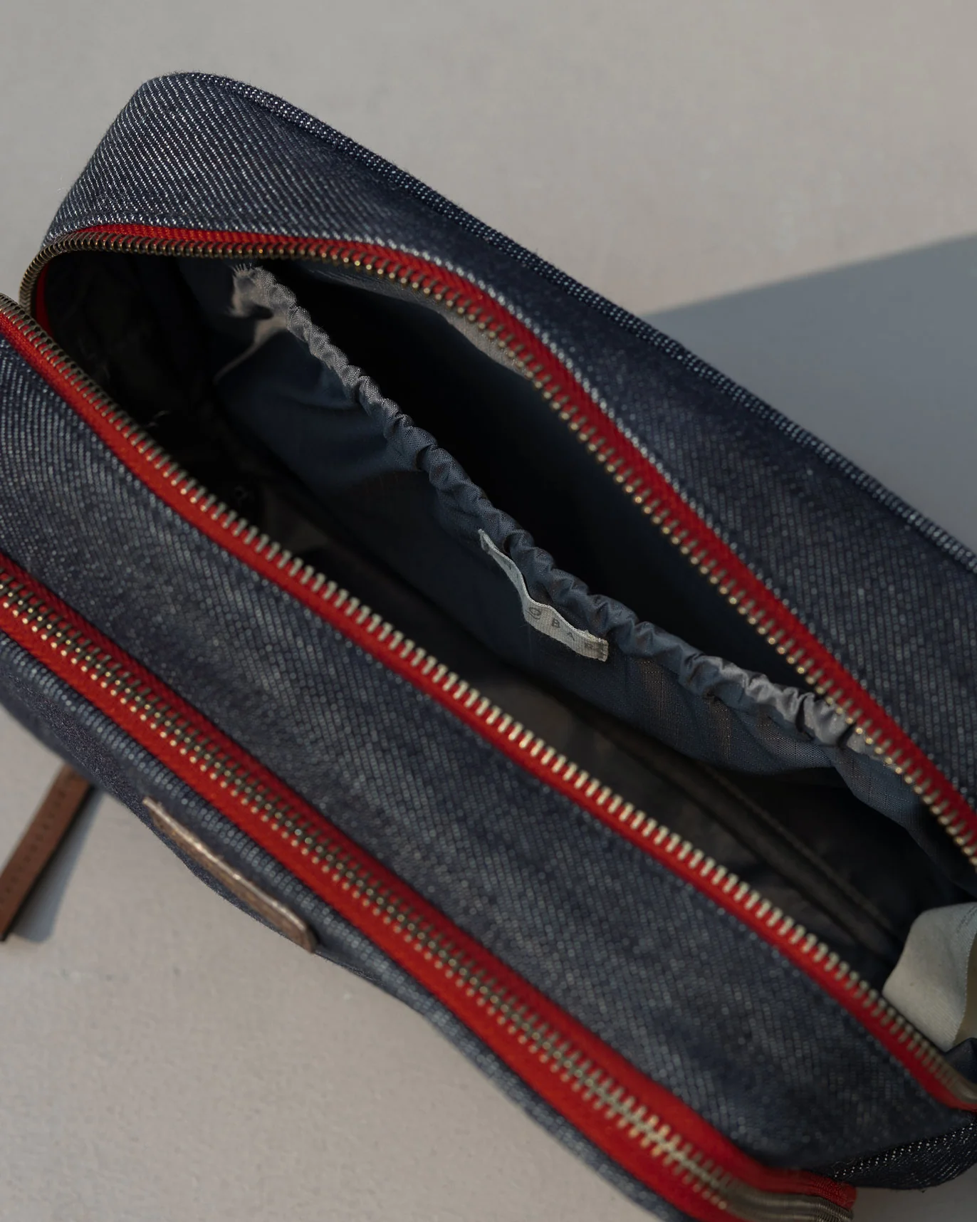 Oasis Toilet Case - Denim - Image 4