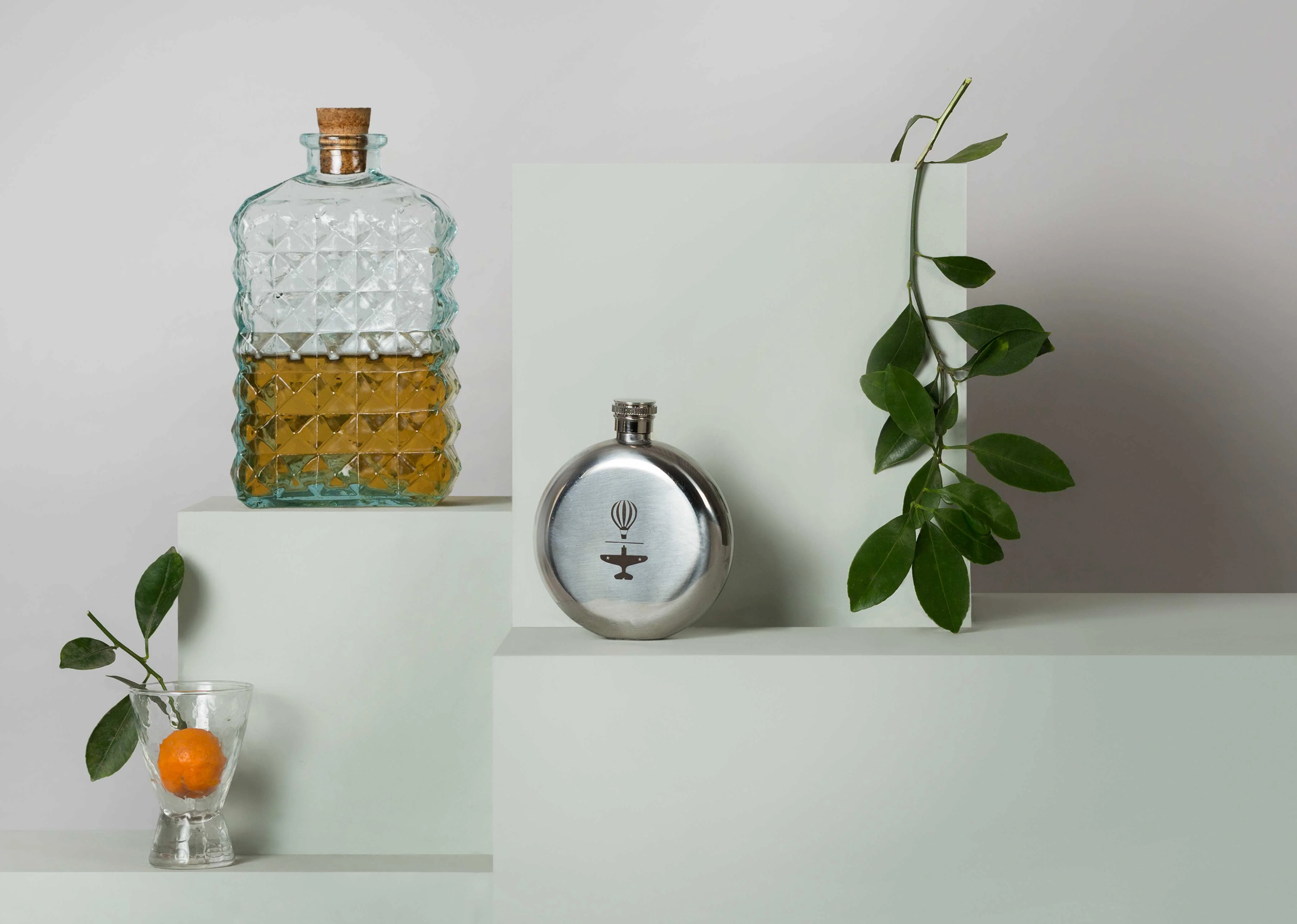 On Cloud Nine Hip Flask - Image 3