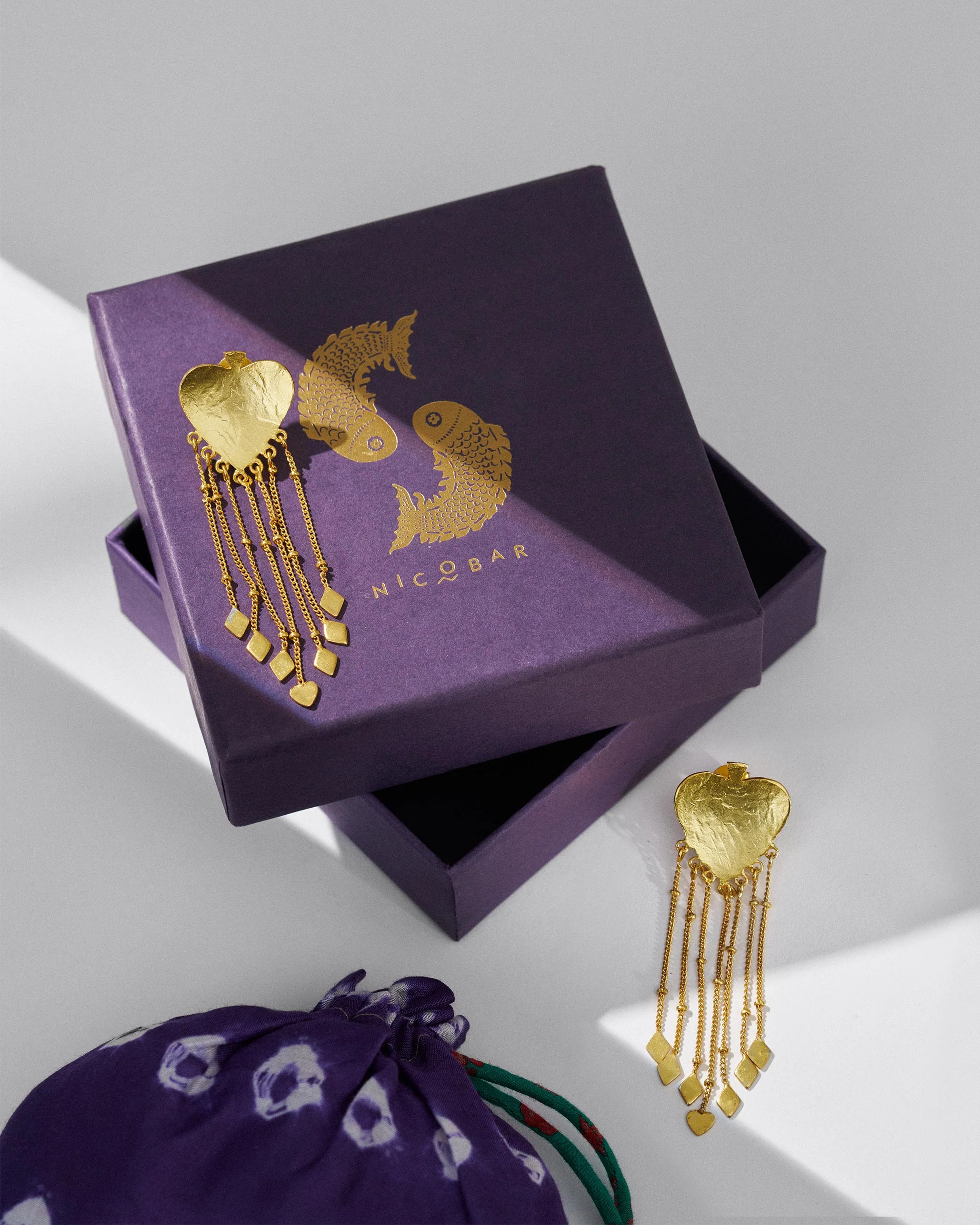 Paan Patta Dangler - Gold - Image 4