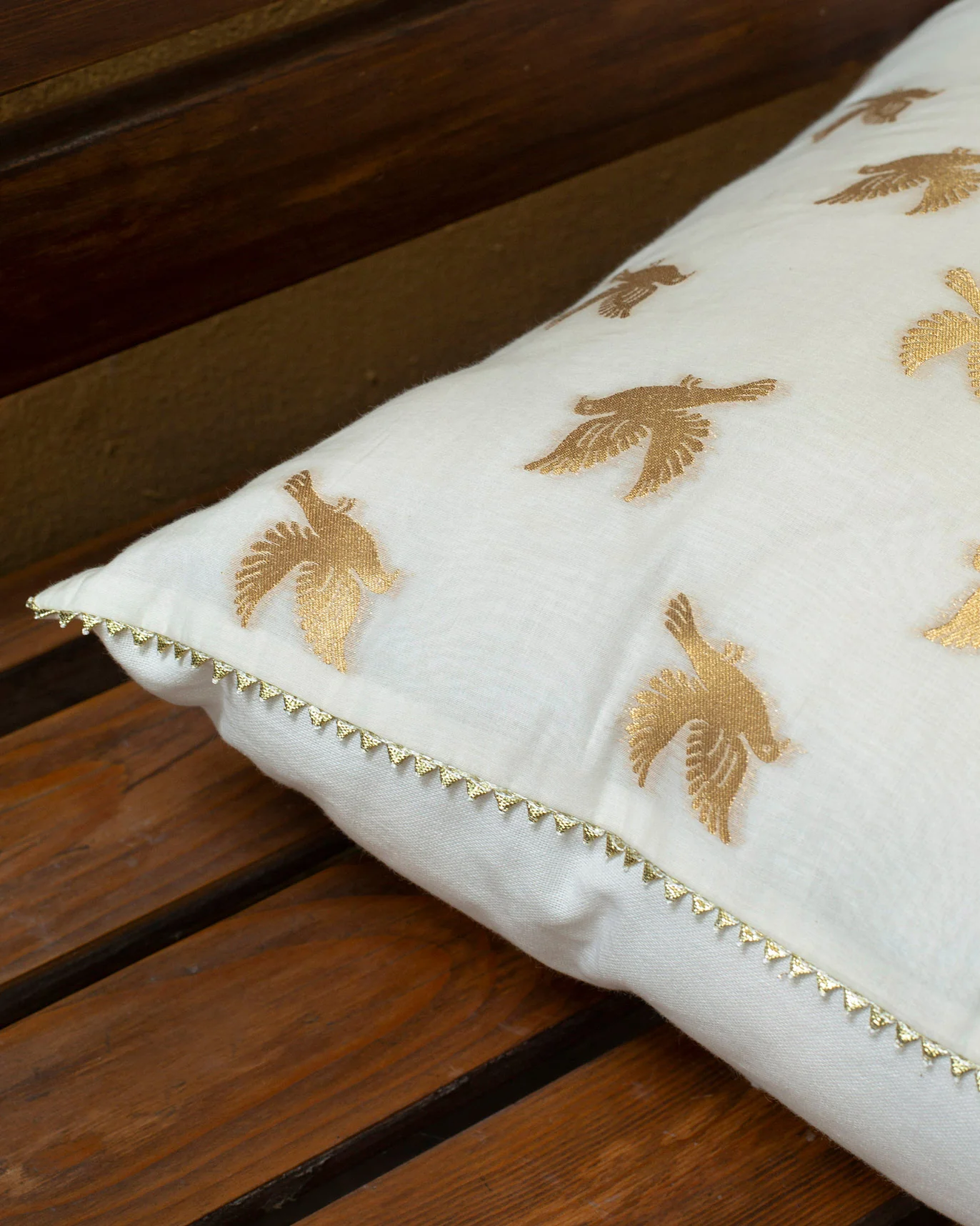 Palar Chidiya Cushion Cover - Ecru - Image 2