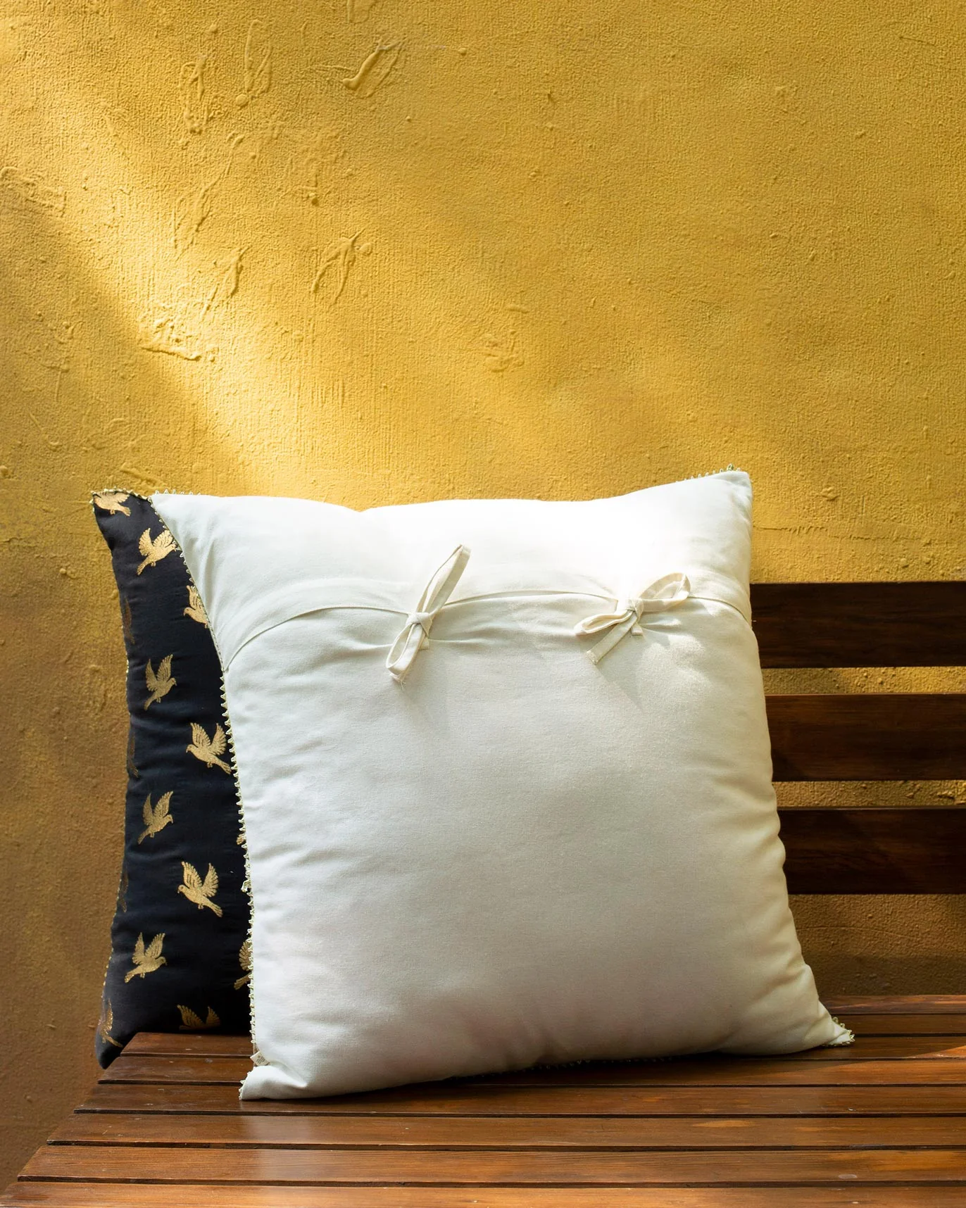 Palar Chidiya Cushion Cover - Ecru - Image 3