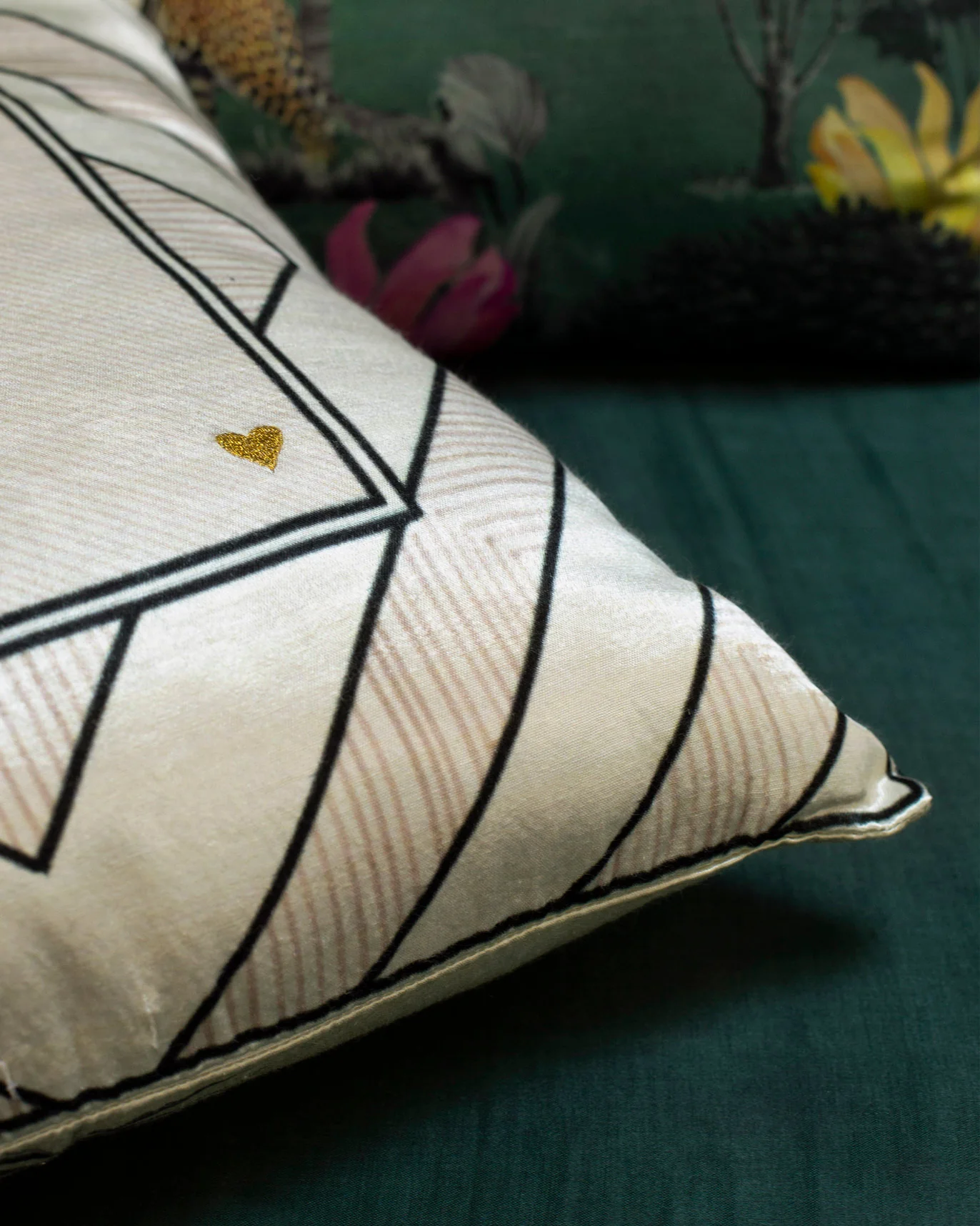 Palar Cushion Cover - Image 3