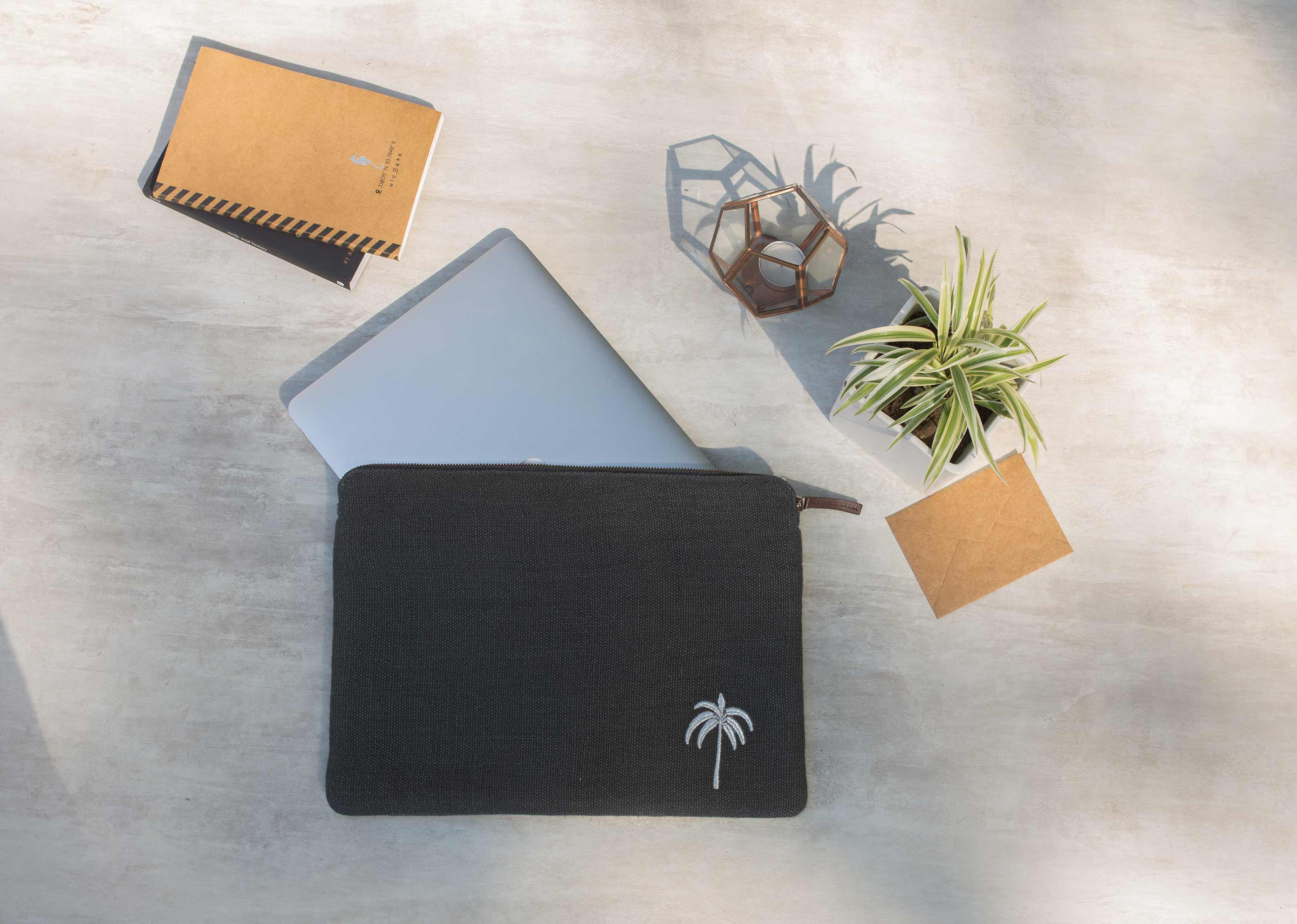 Palm Laptop Sleeve - Small - Image 3