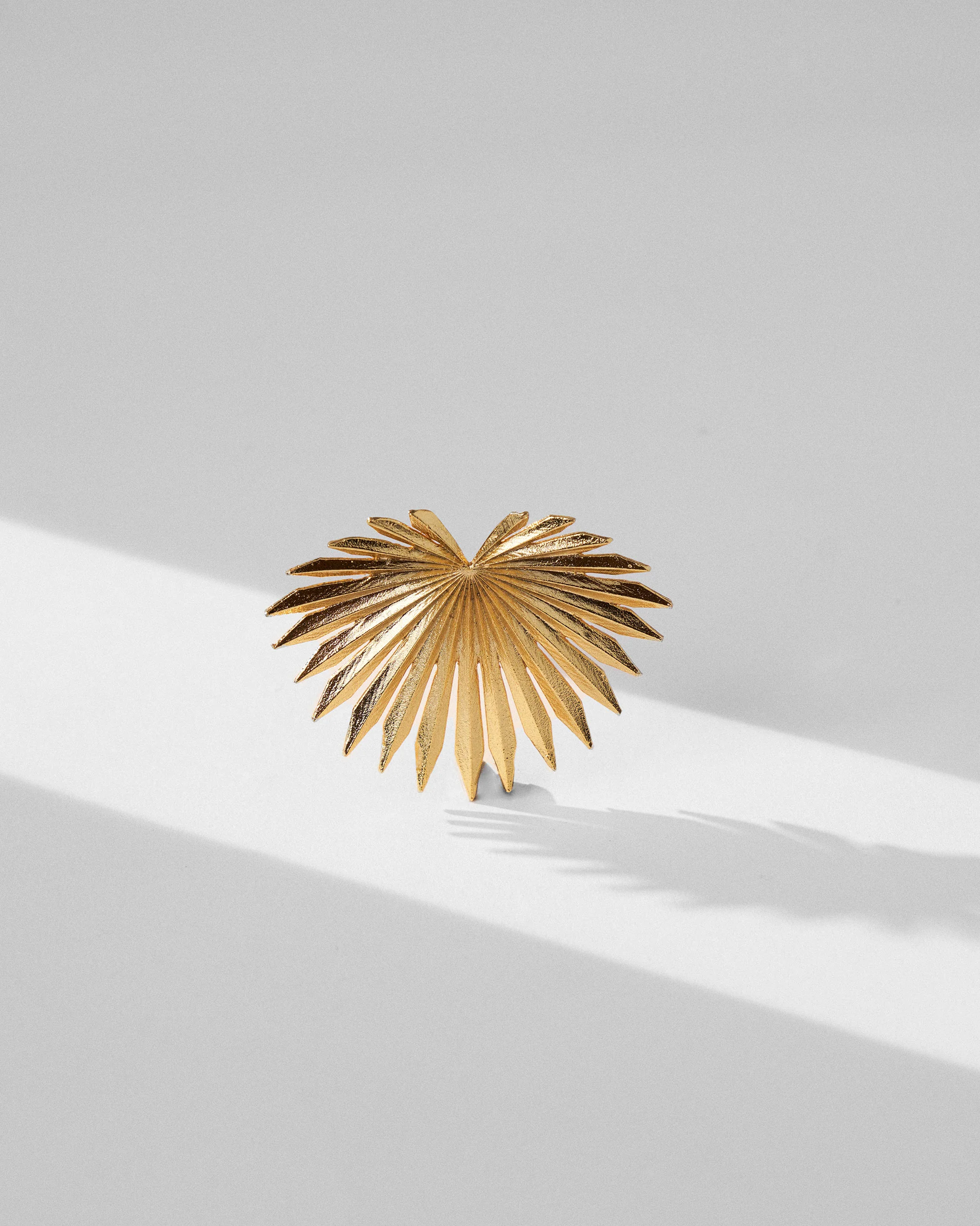 Palm Leaf Brooch - Gold - Image 3