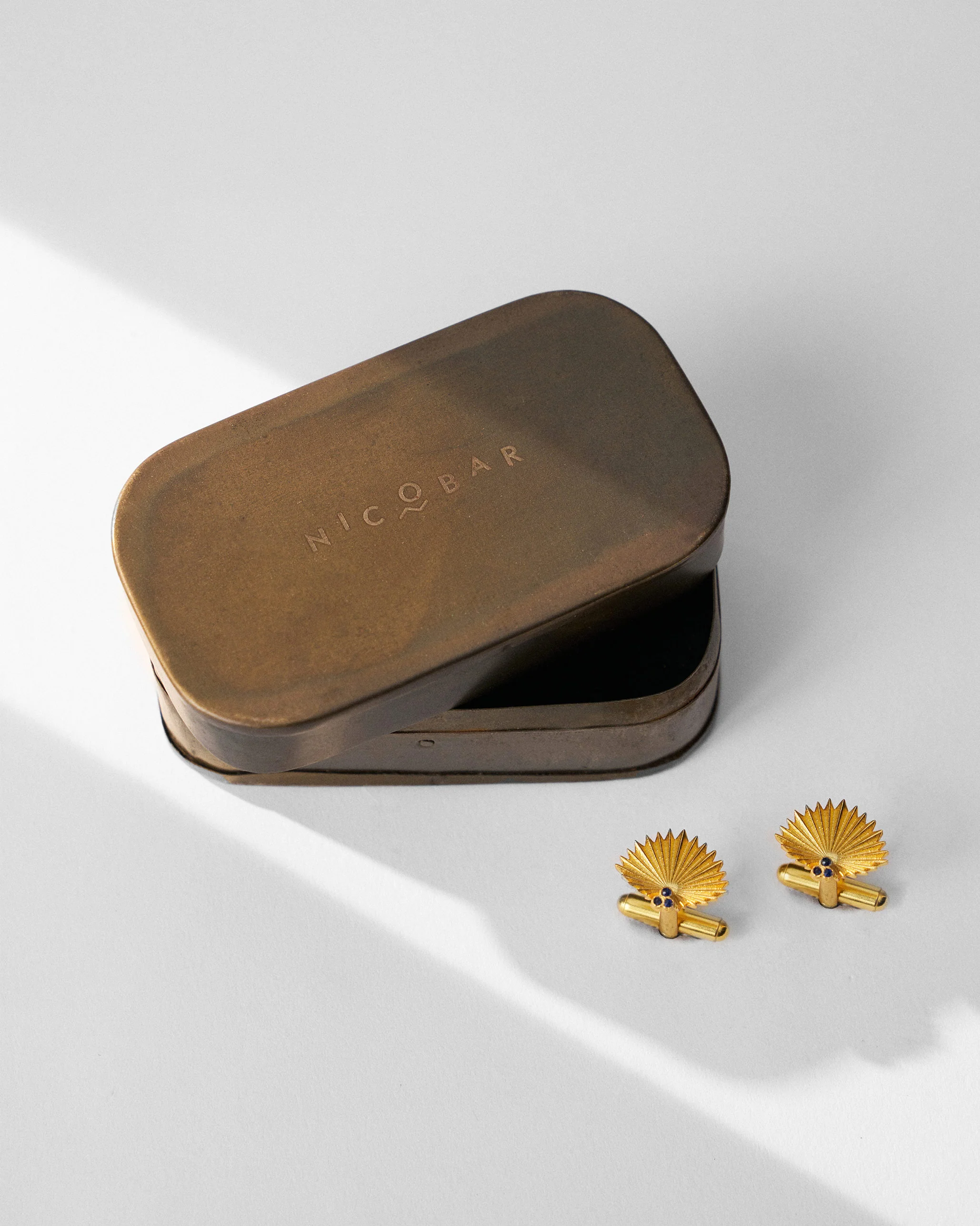 Palm Leaf Cufflinks - Gold - Image 3