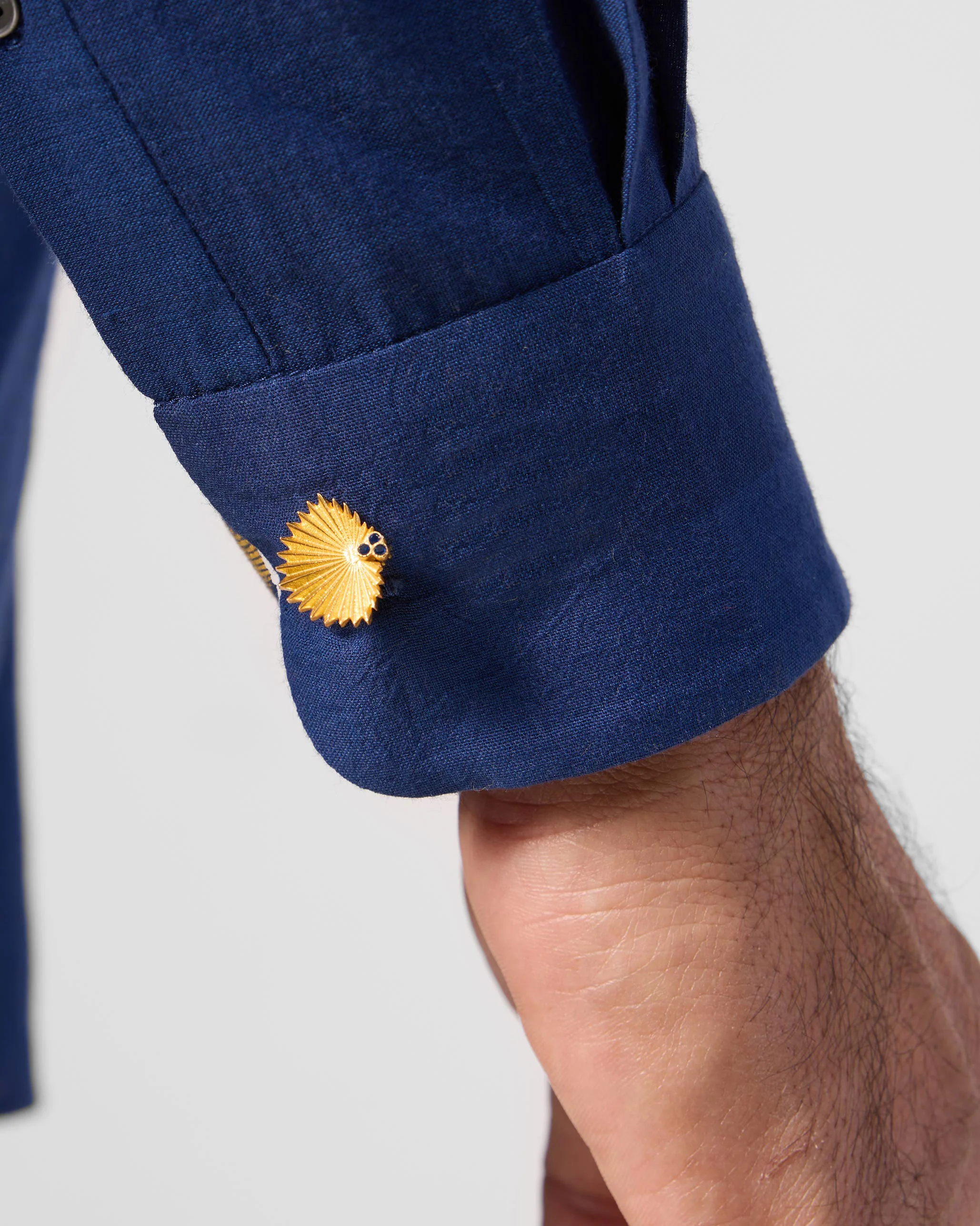 Palm Leaf Cufflinks - Gold - Image 4