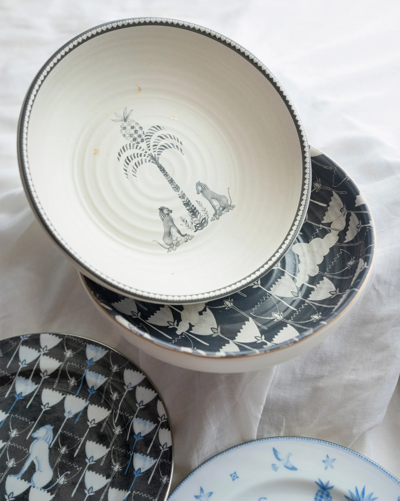 Pangong Shallow Bowls (Set of 2) - Image 2