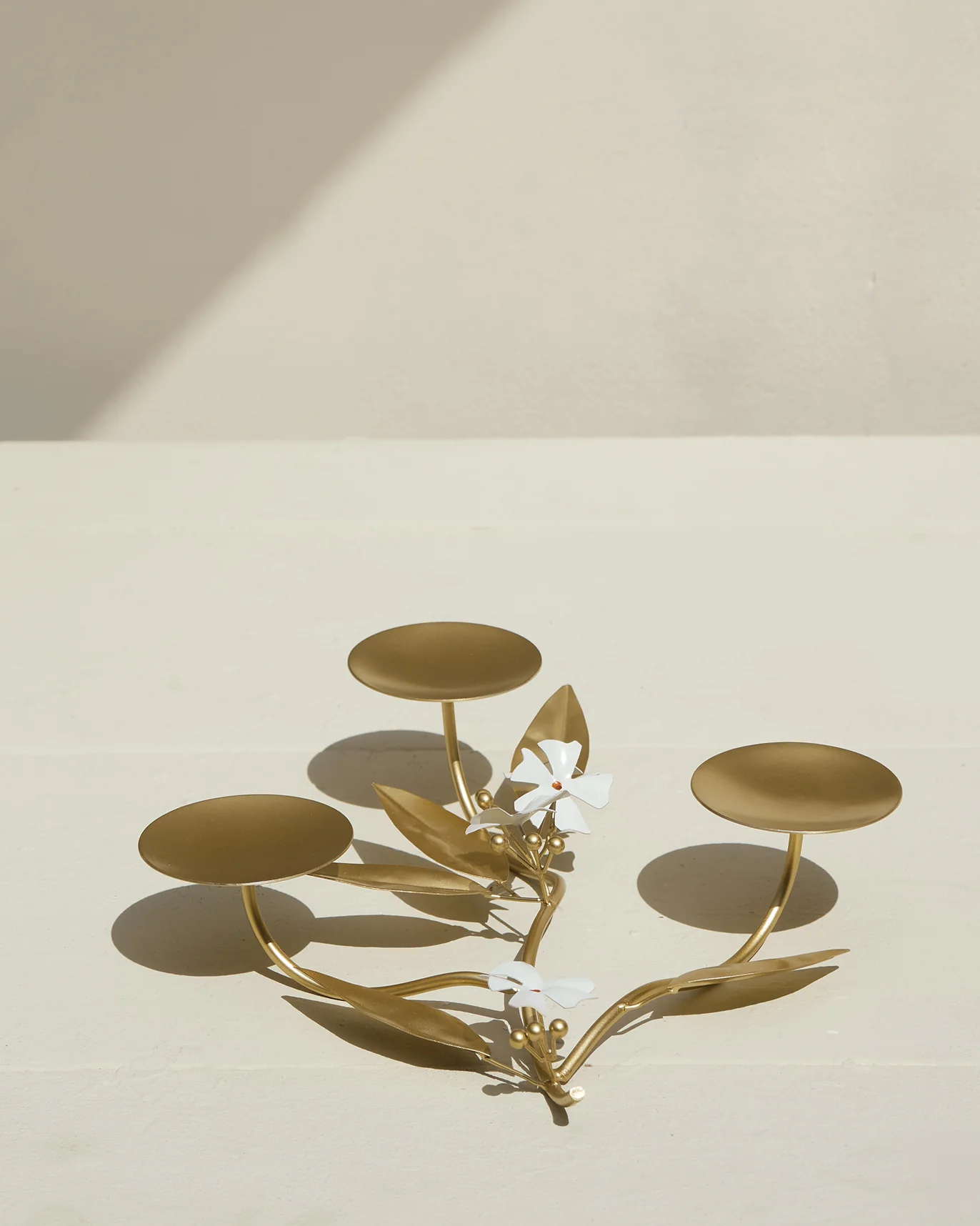 Parijat Candle stand - Image 2