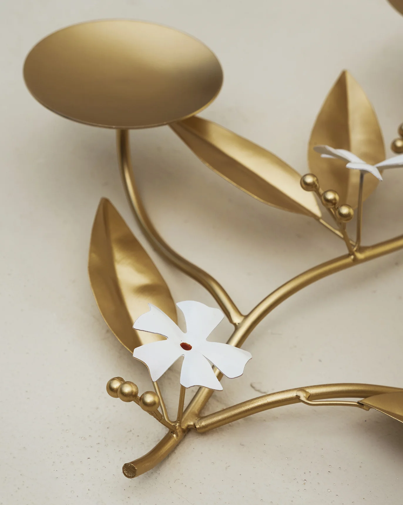 Parijat Candle stand - Image 3