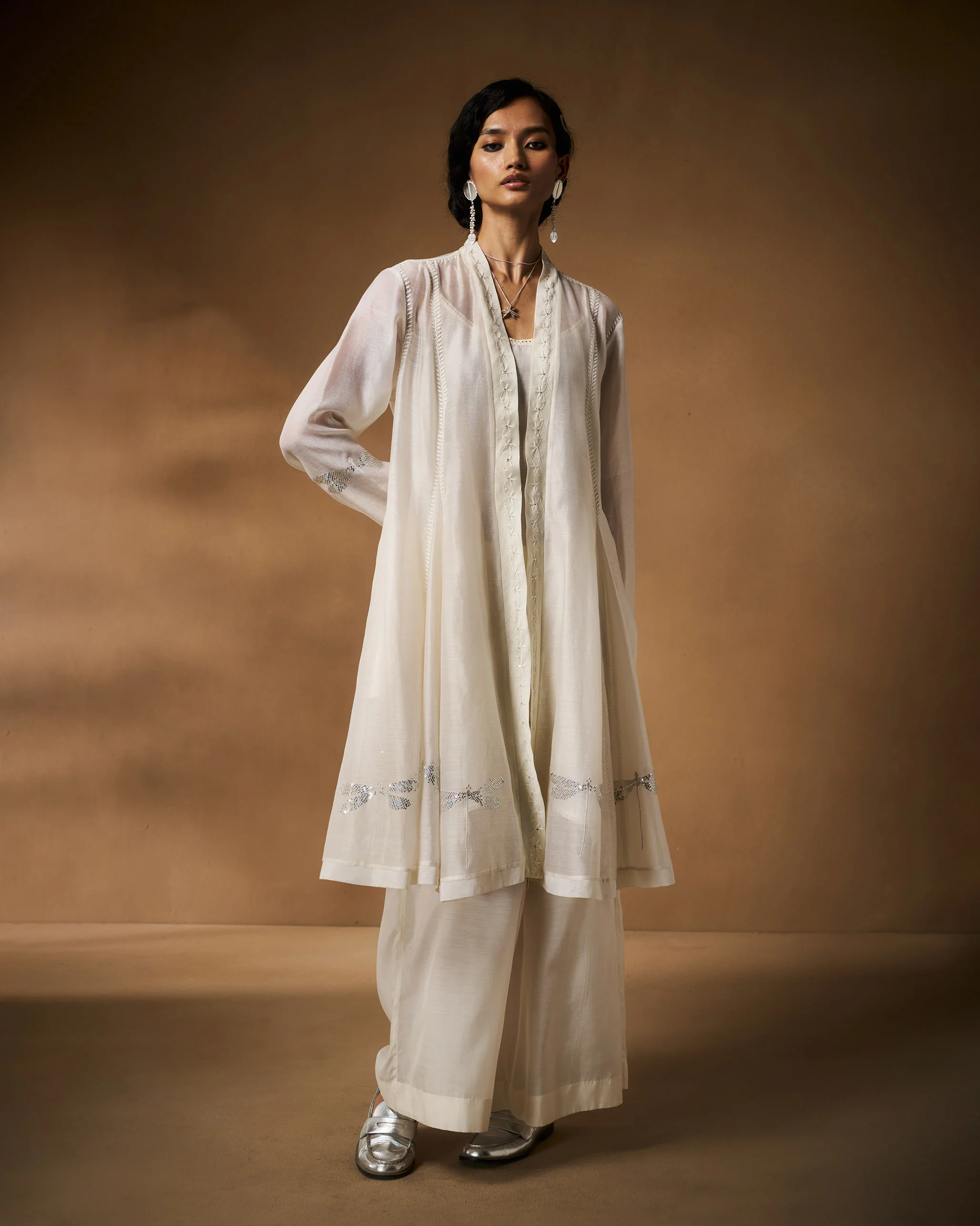 Pavi Overlay - Ivory Chikankari - Image 2