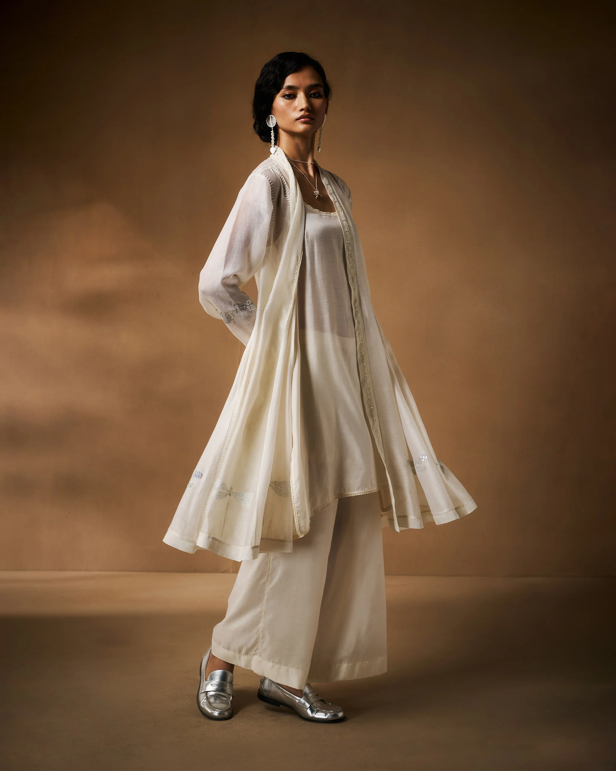 Pavi Overlay - Ivory Chikankari - Image 7
