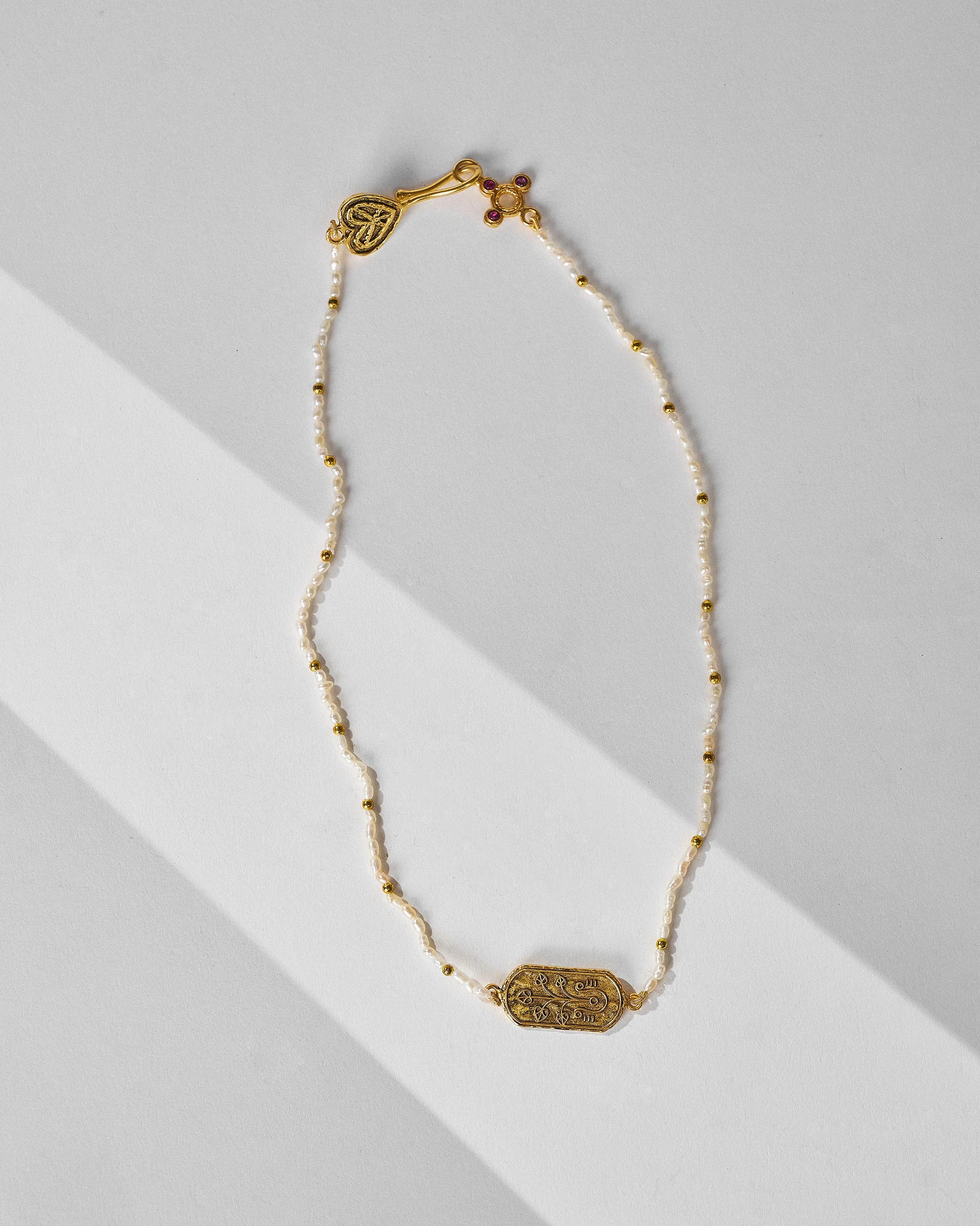 Pearl Peepul Choker - Gold - Image 5