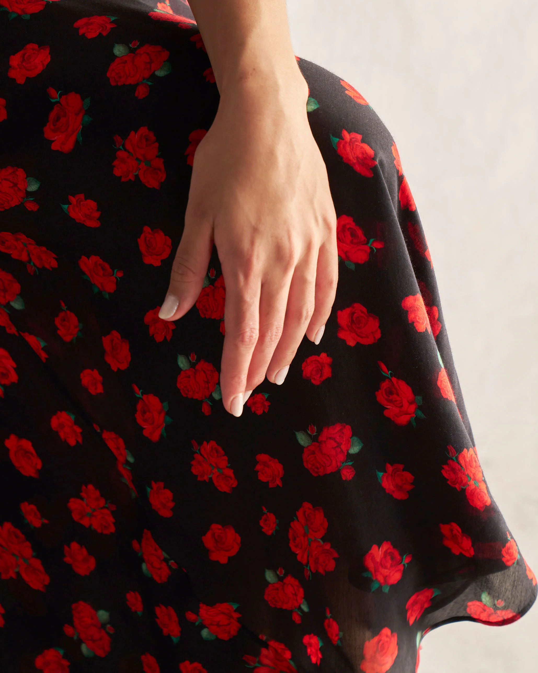 Peng Dress - Black & Red - Image 2