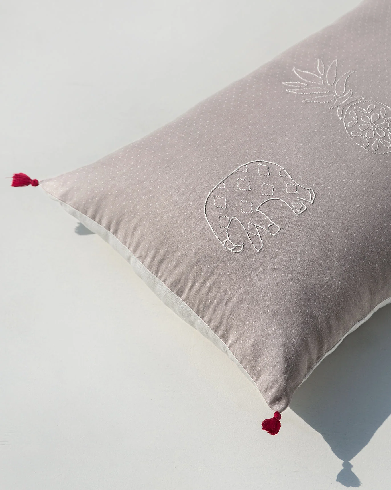 Pineapple Pillow Cover - Grey - Image 4