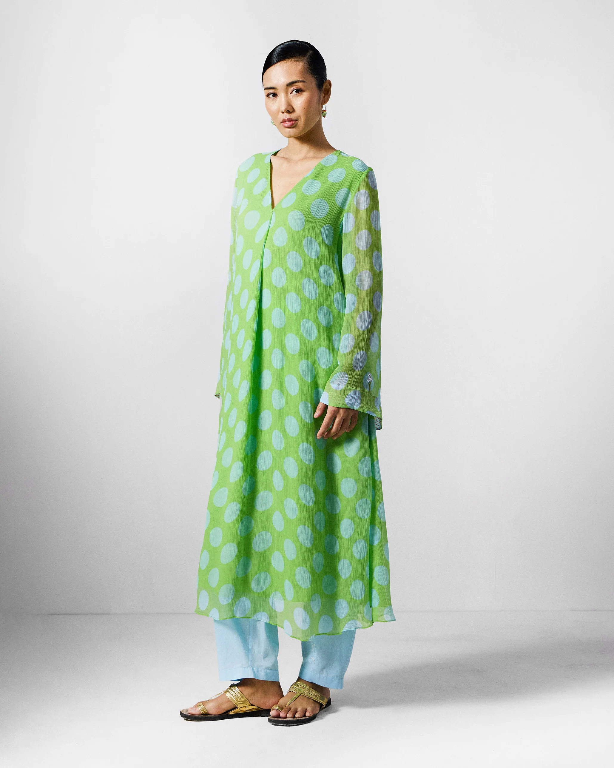 Pleated Bell Sleeve Kurta - Green & Blue Printed - Image 3