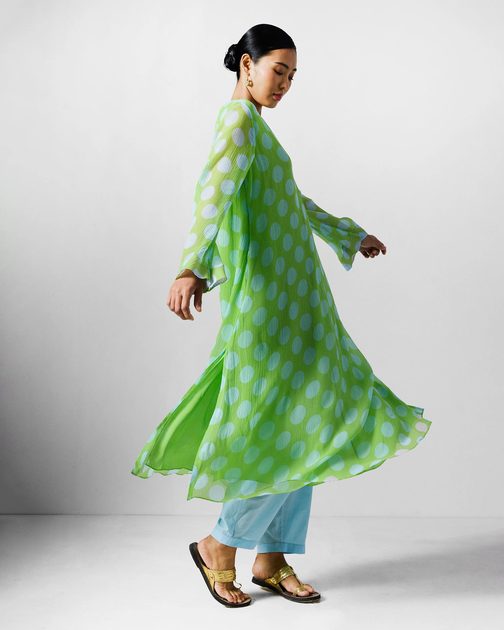 Pleated Bell Sleeve Kurta - Green & Blue Printed - Image 7