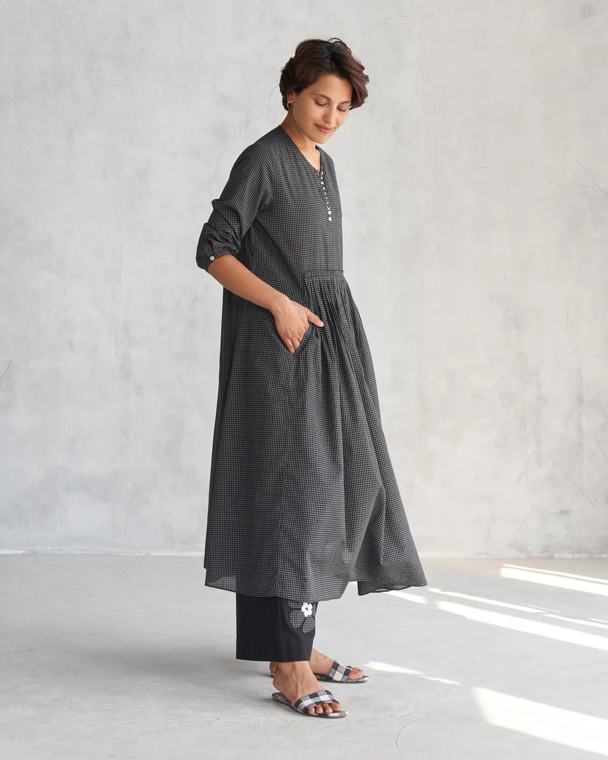 Pleated Waist Kurta - Black - Image 7