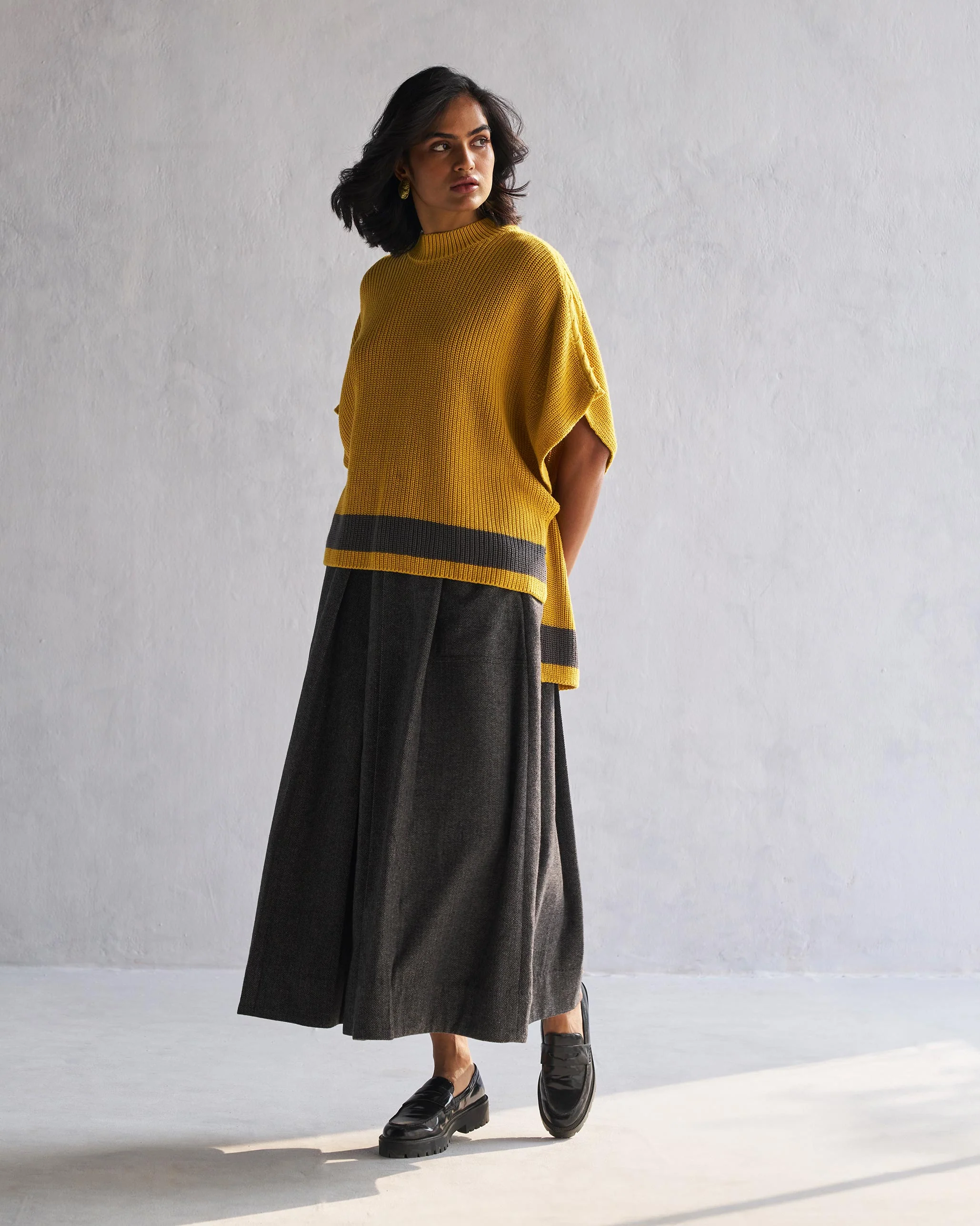 Pocket Skirt - Grey - Image 4