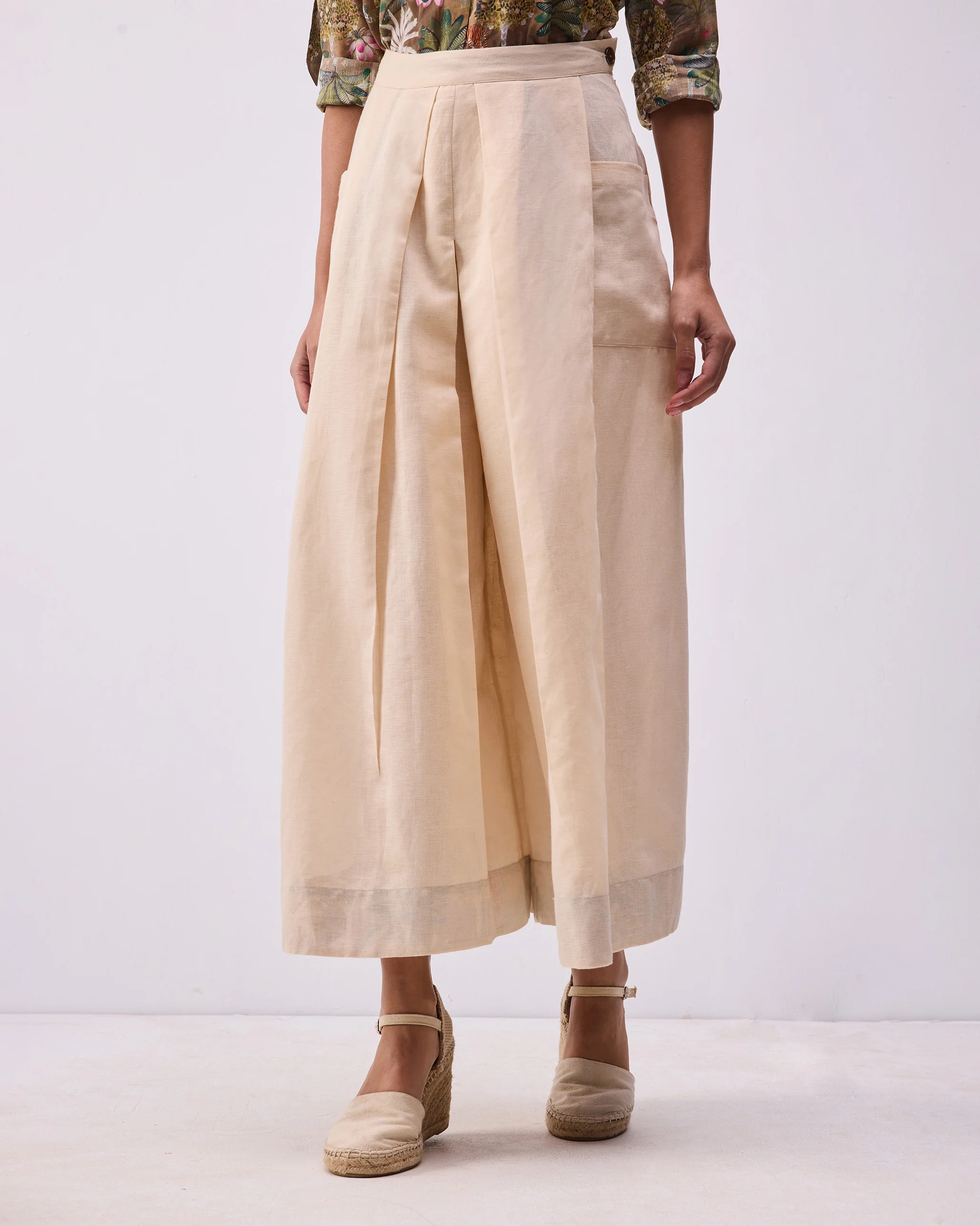 Pocket Skort - Beige - Image 3