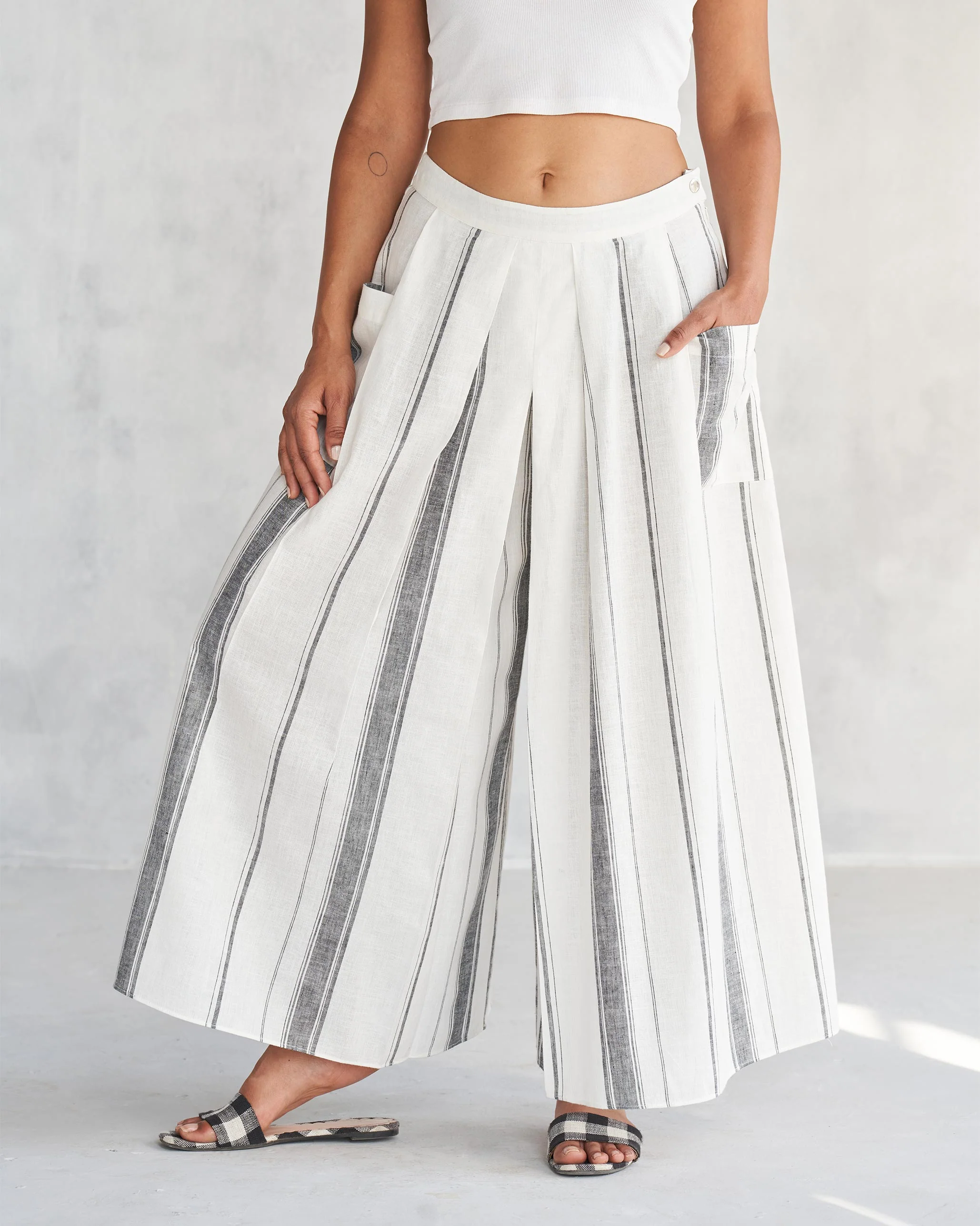 Pocket Skort - Ivory & Grey - Image 4