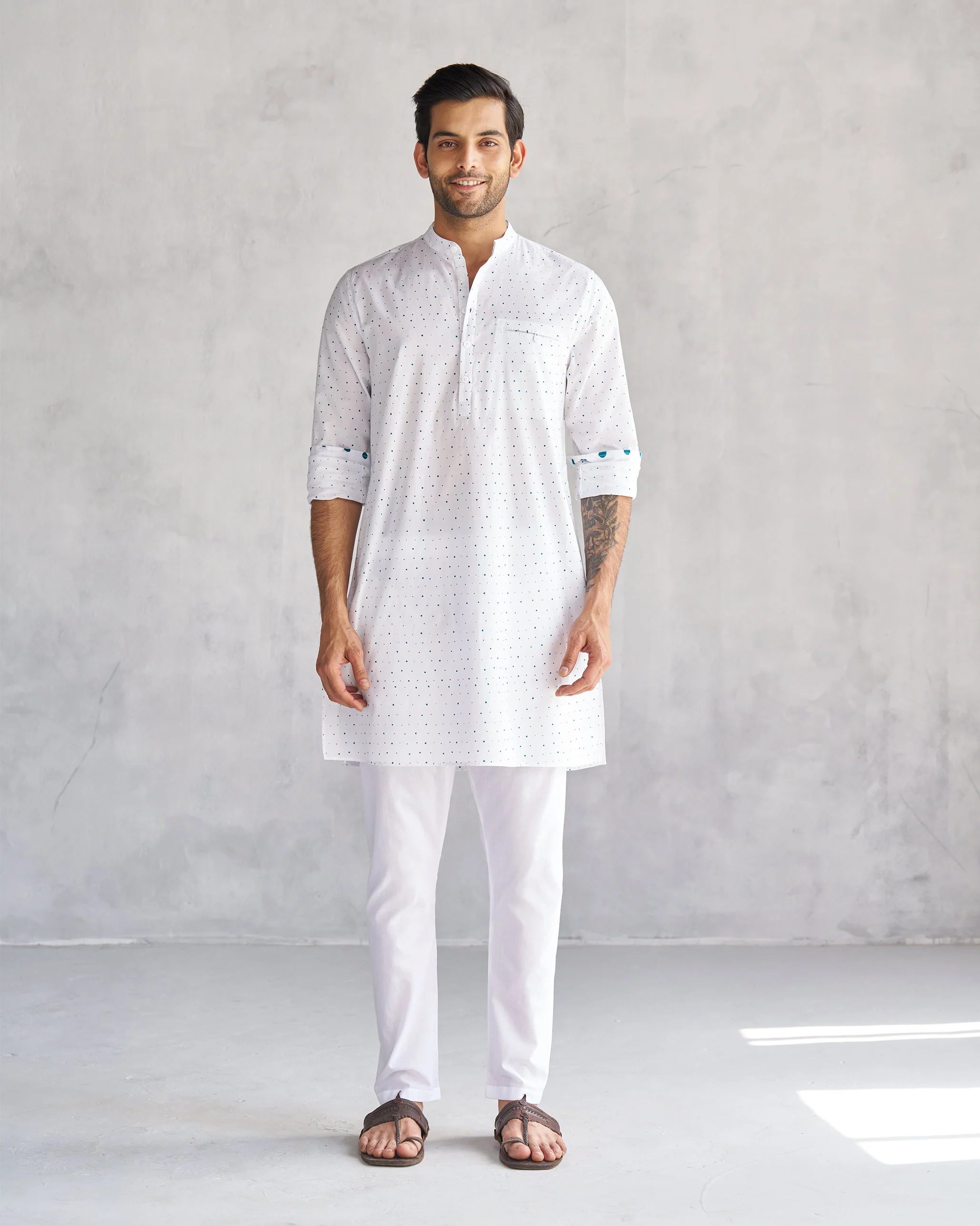 Pondicherry Kurta - White & Teal Tssxnb - Image 4
