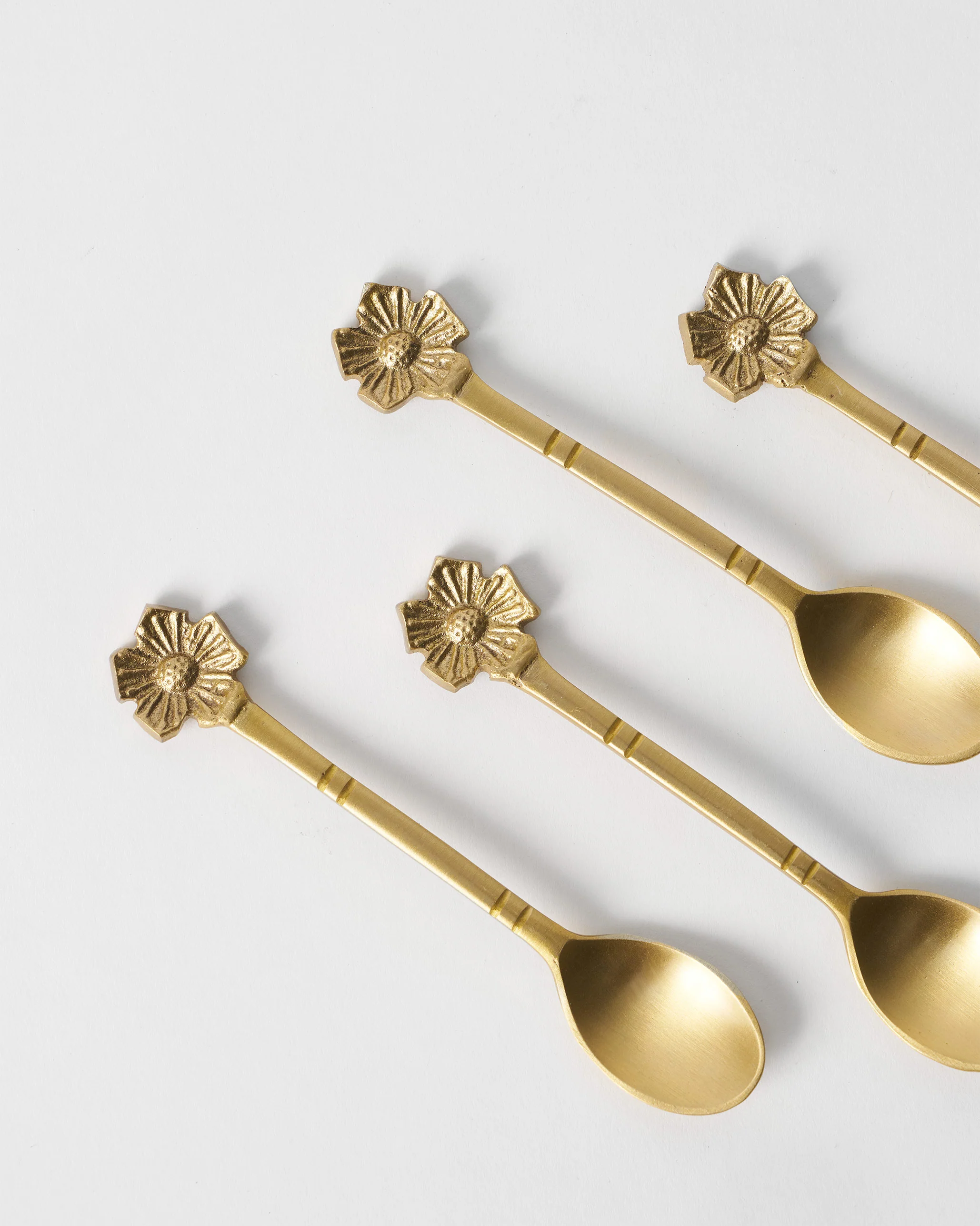 Poppy Dessert Spoon - Set of 4 - Image 3