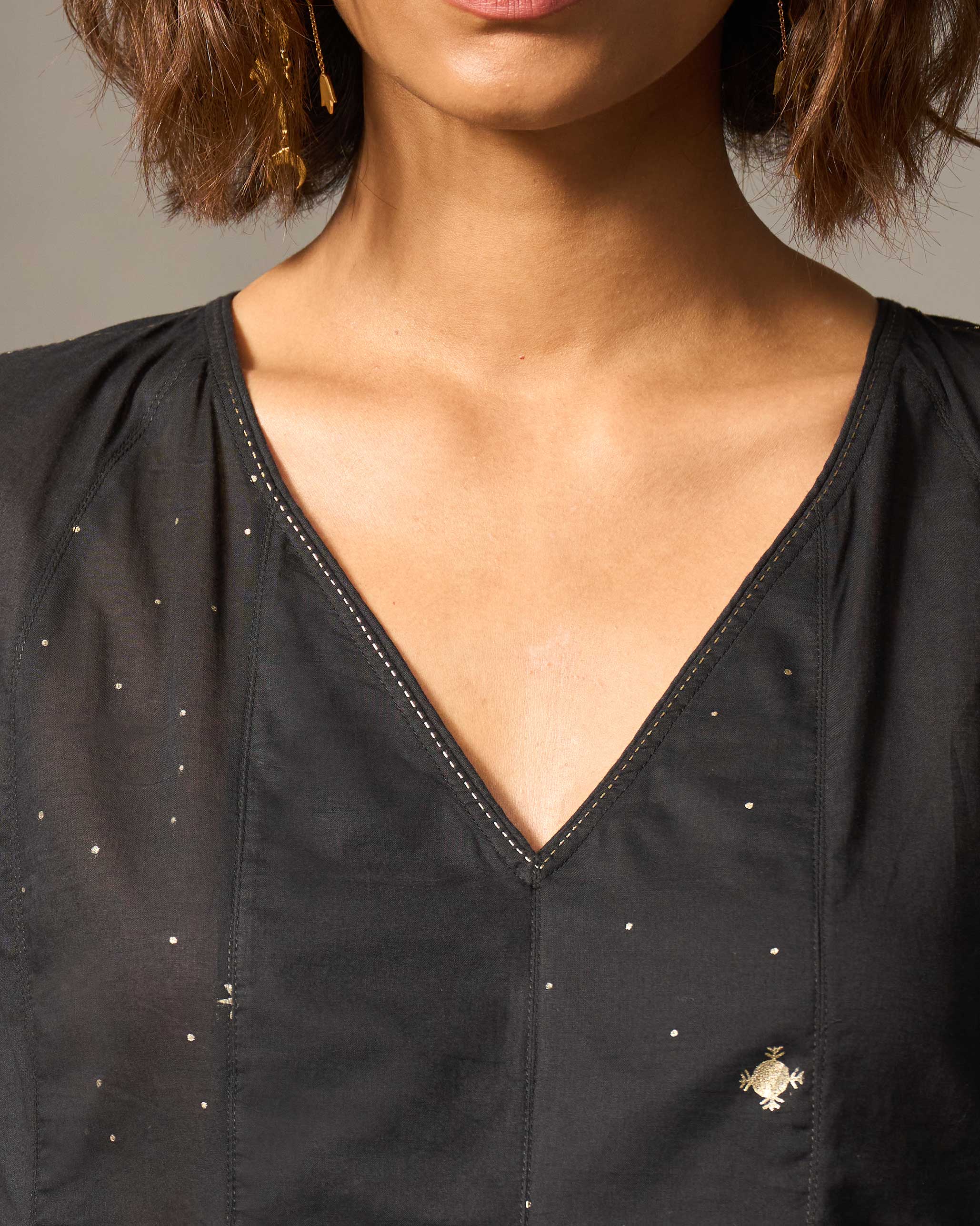 Raven V-Neck Top - Black & Gold Print - Image 4