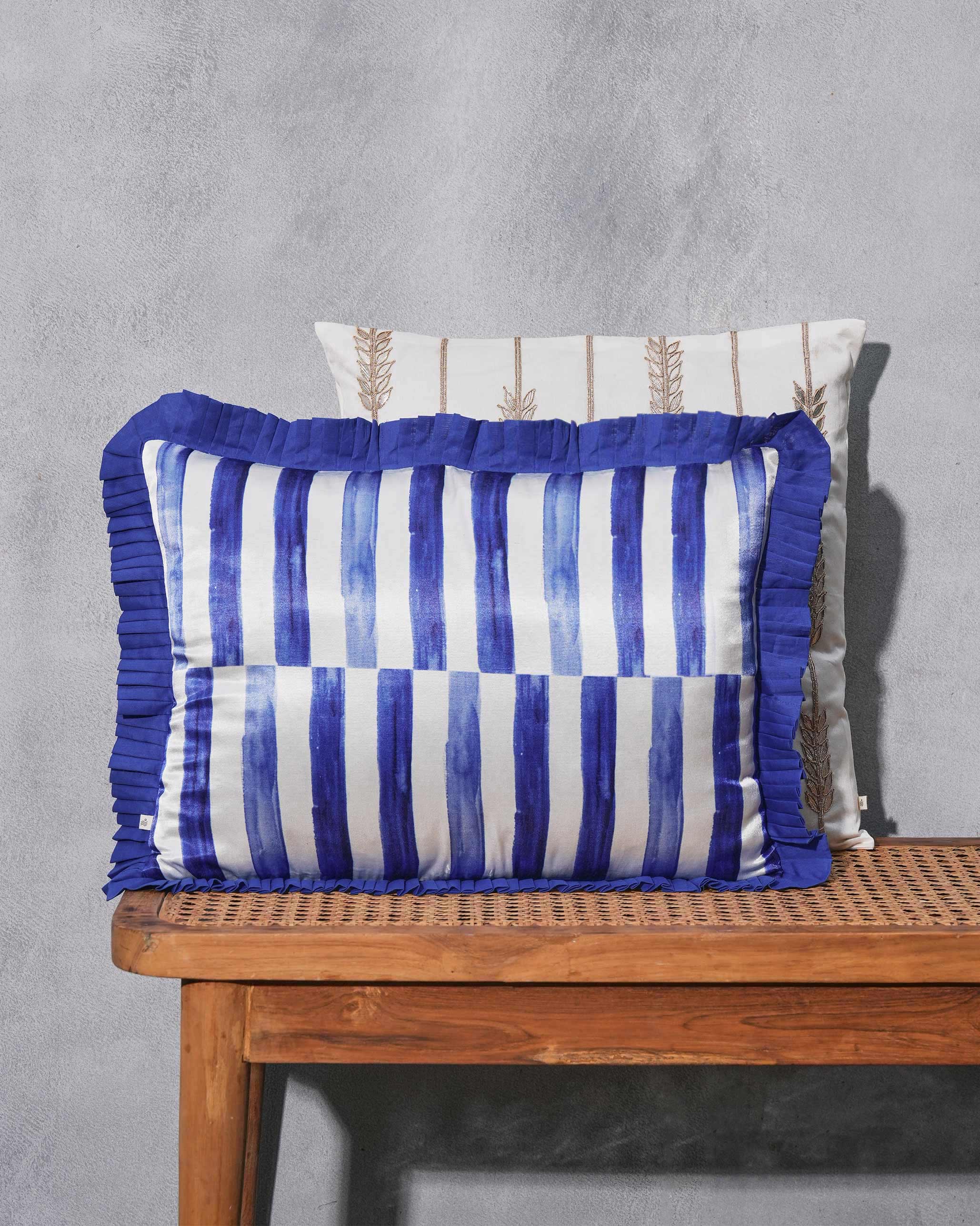 Red desert Cushion Cover - Image 4