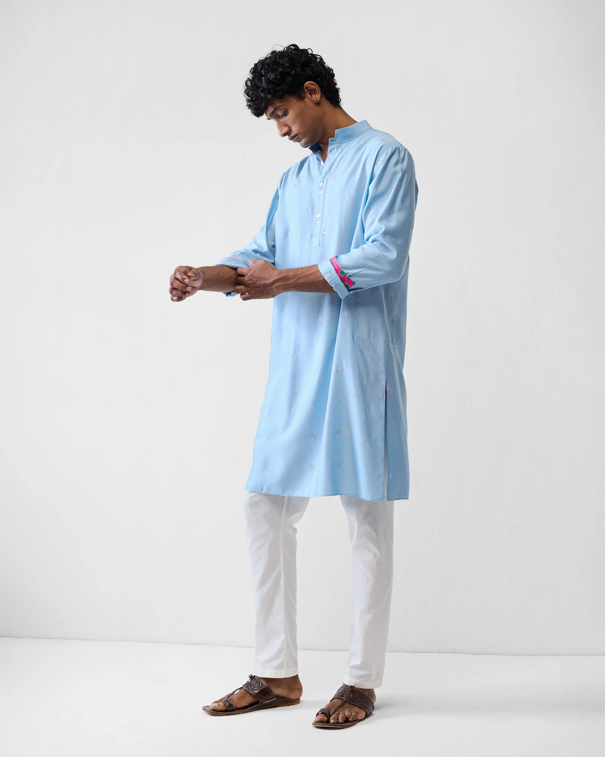 Rey Kurta - Light Blue Embroidered - Image 3