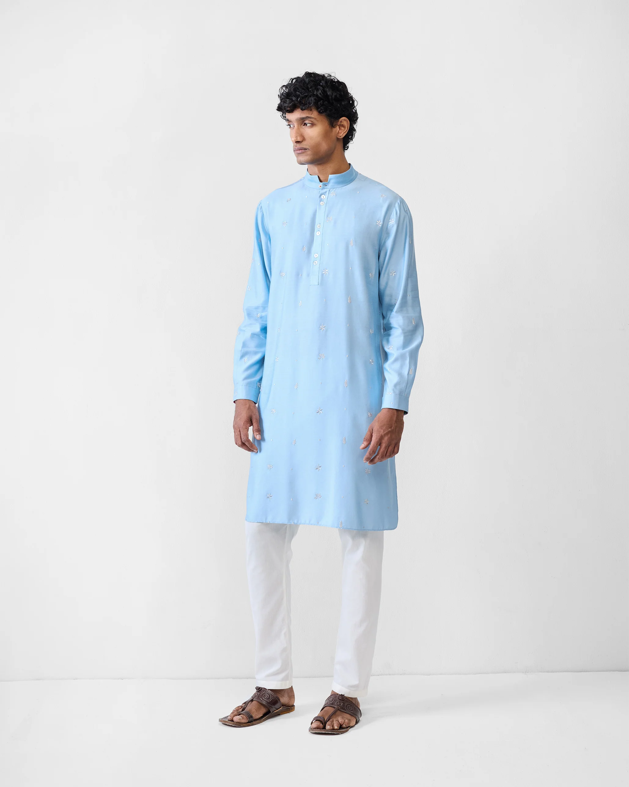 Rey Kurta - Light Blue Embroidered - Image 5