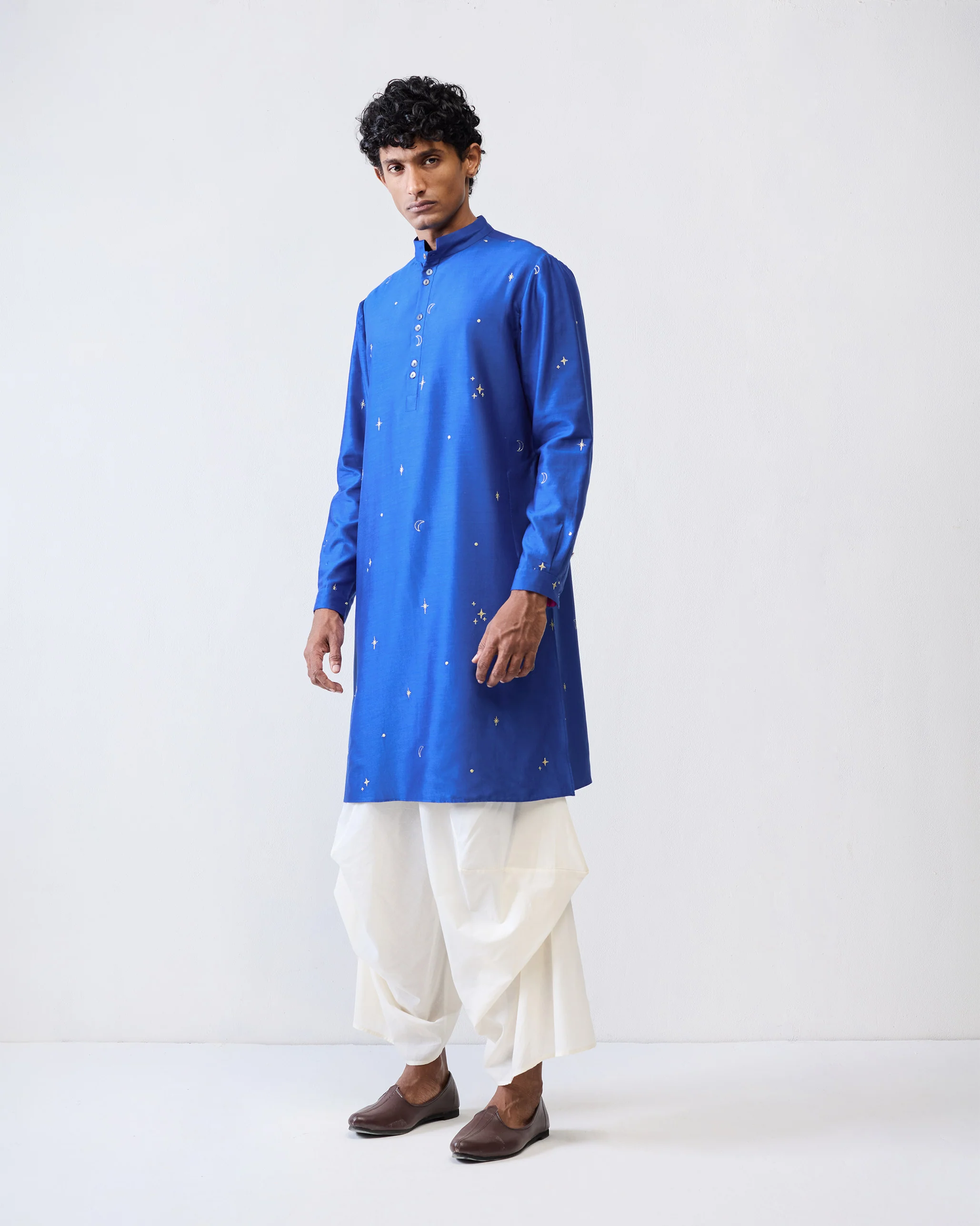 Rey Kurta - Navy & Gold Embroidered - Image 7