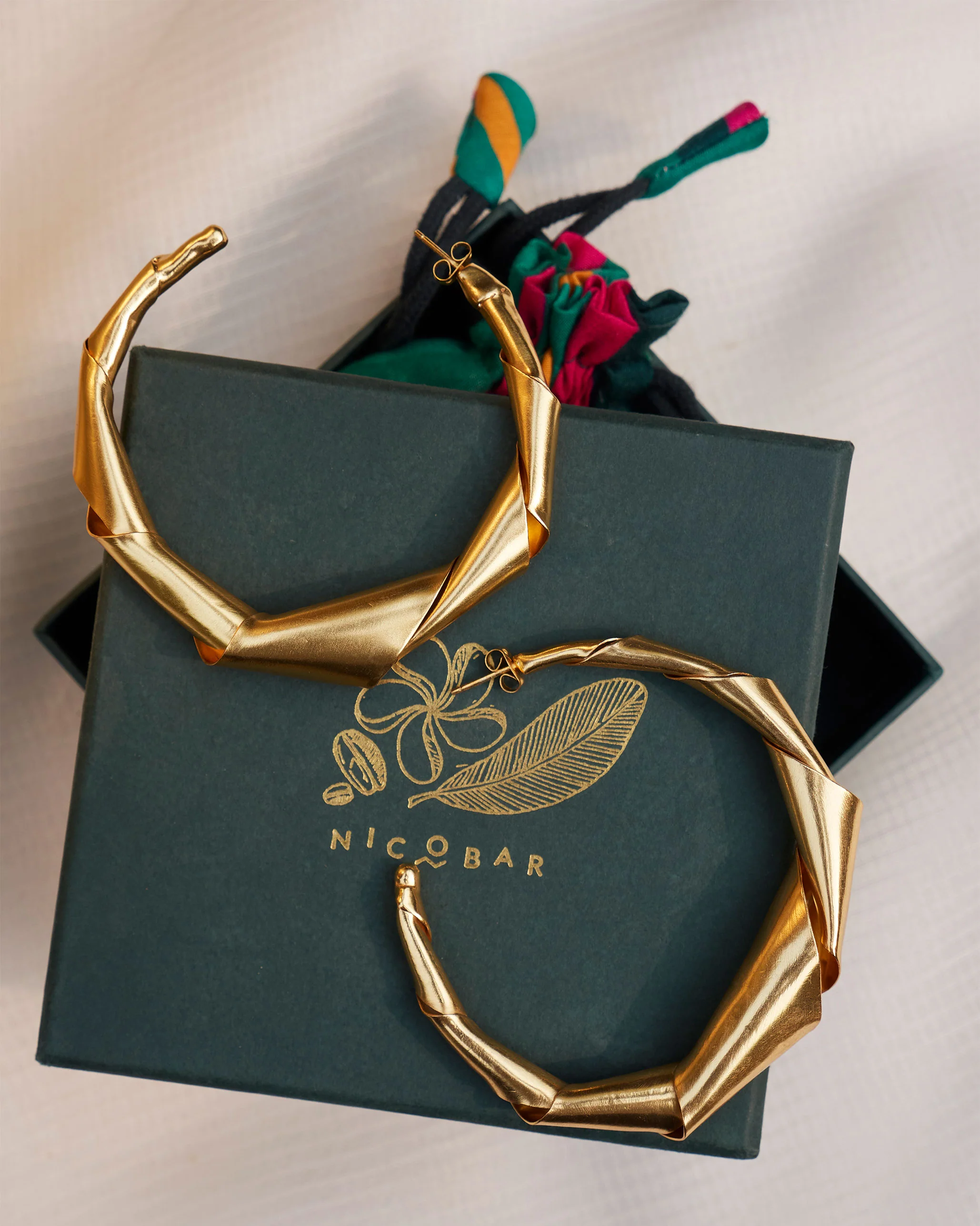 Ribbon Hoop Large - Gold - Image 3