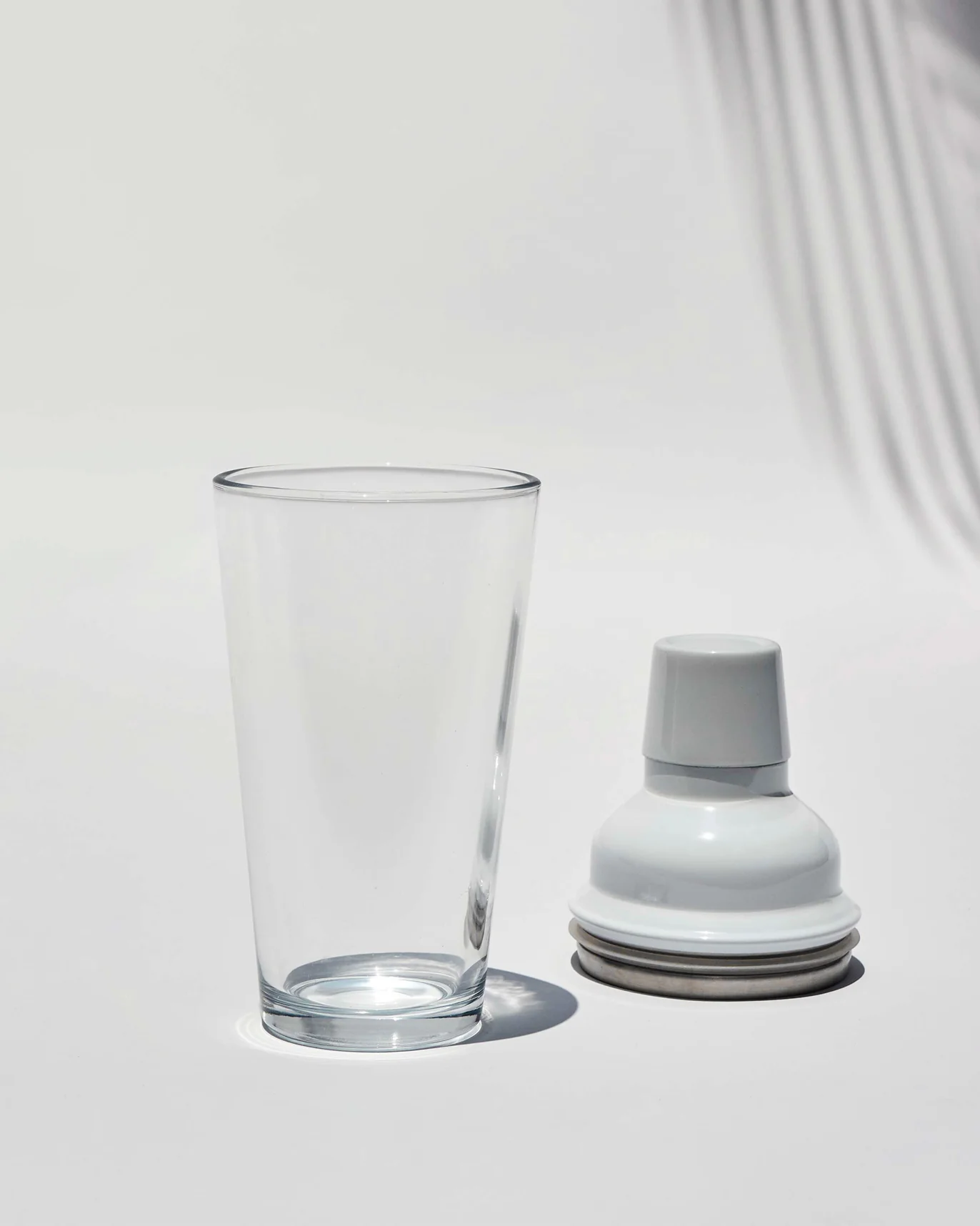 Riverside Cocktail Shaker - White - Image 5