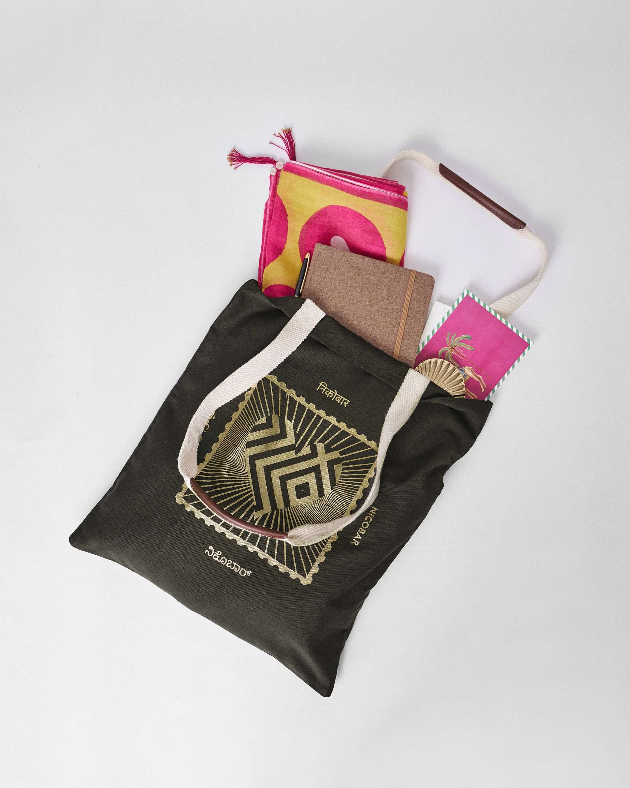 Road To 10 Tote (Limited Edition)- Charcoal & Gold - Image 5