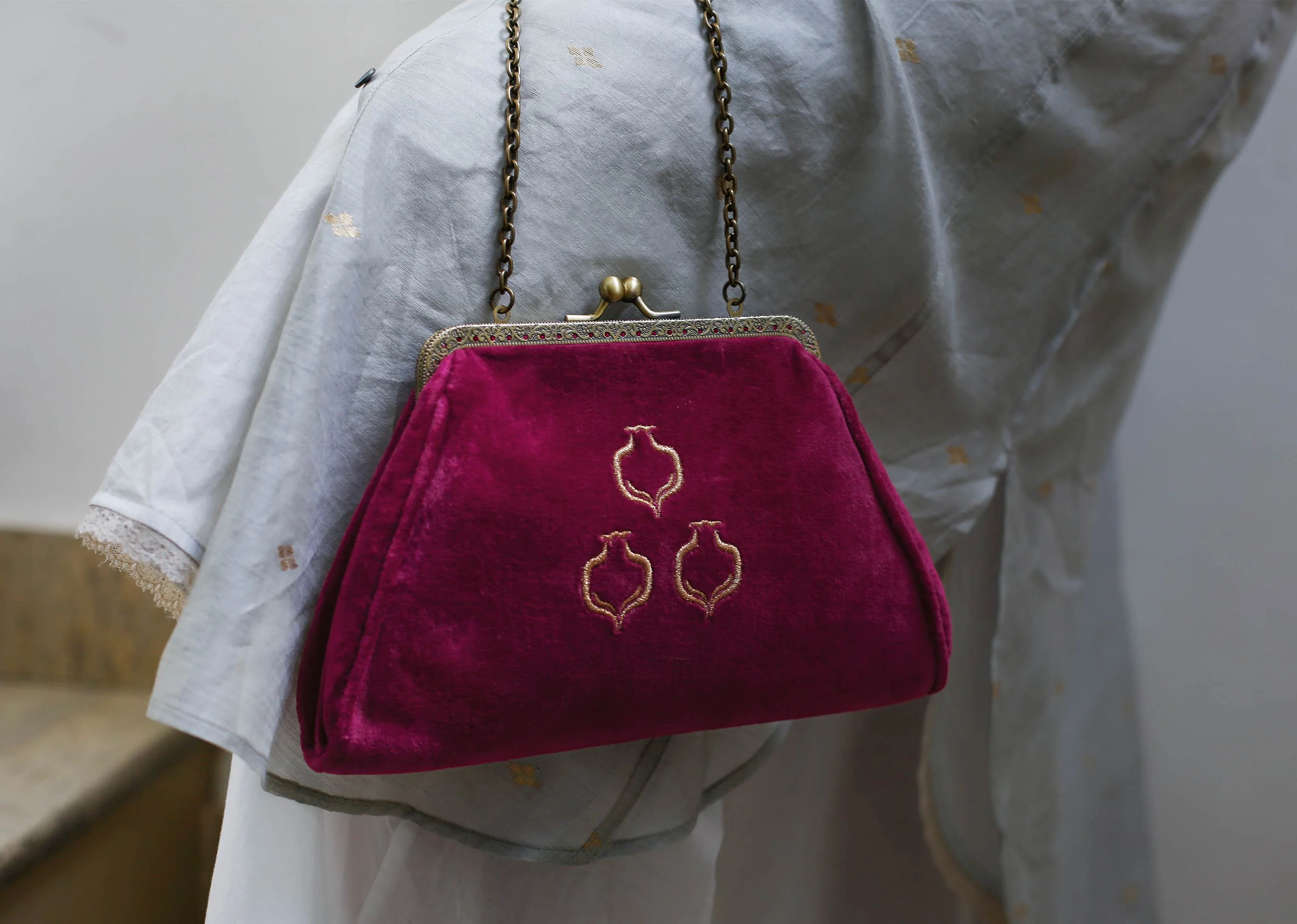 Romani Clutch - Pink - Image 3