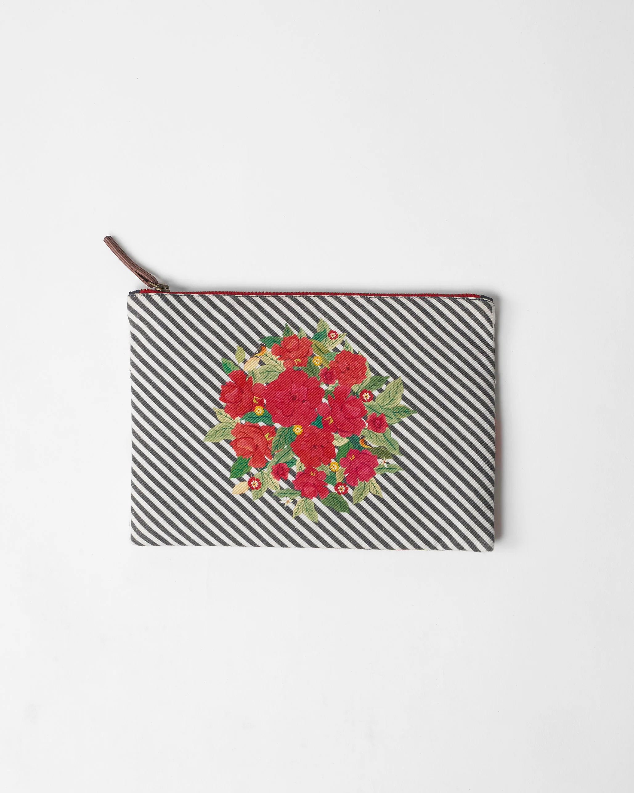 Rose Bunch Pouch - Multicolor - Image 2