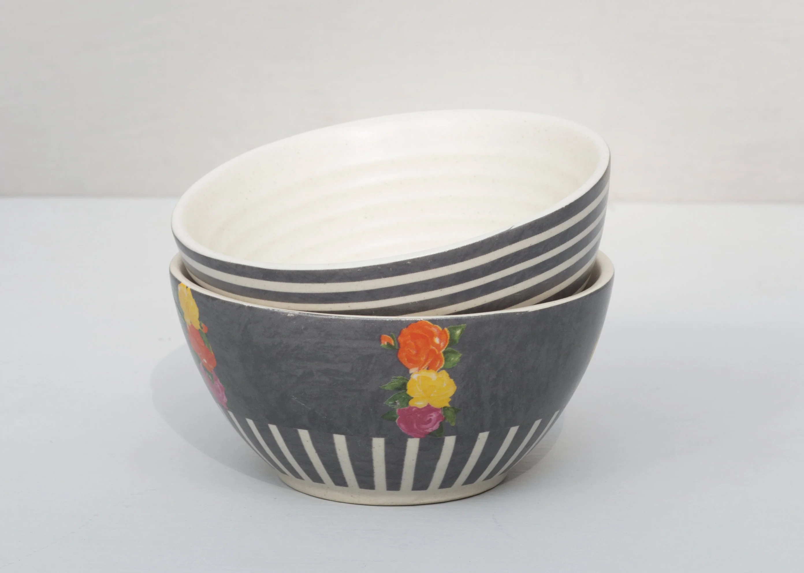 Rose Nut Bowls (Set of 2) - Image 3