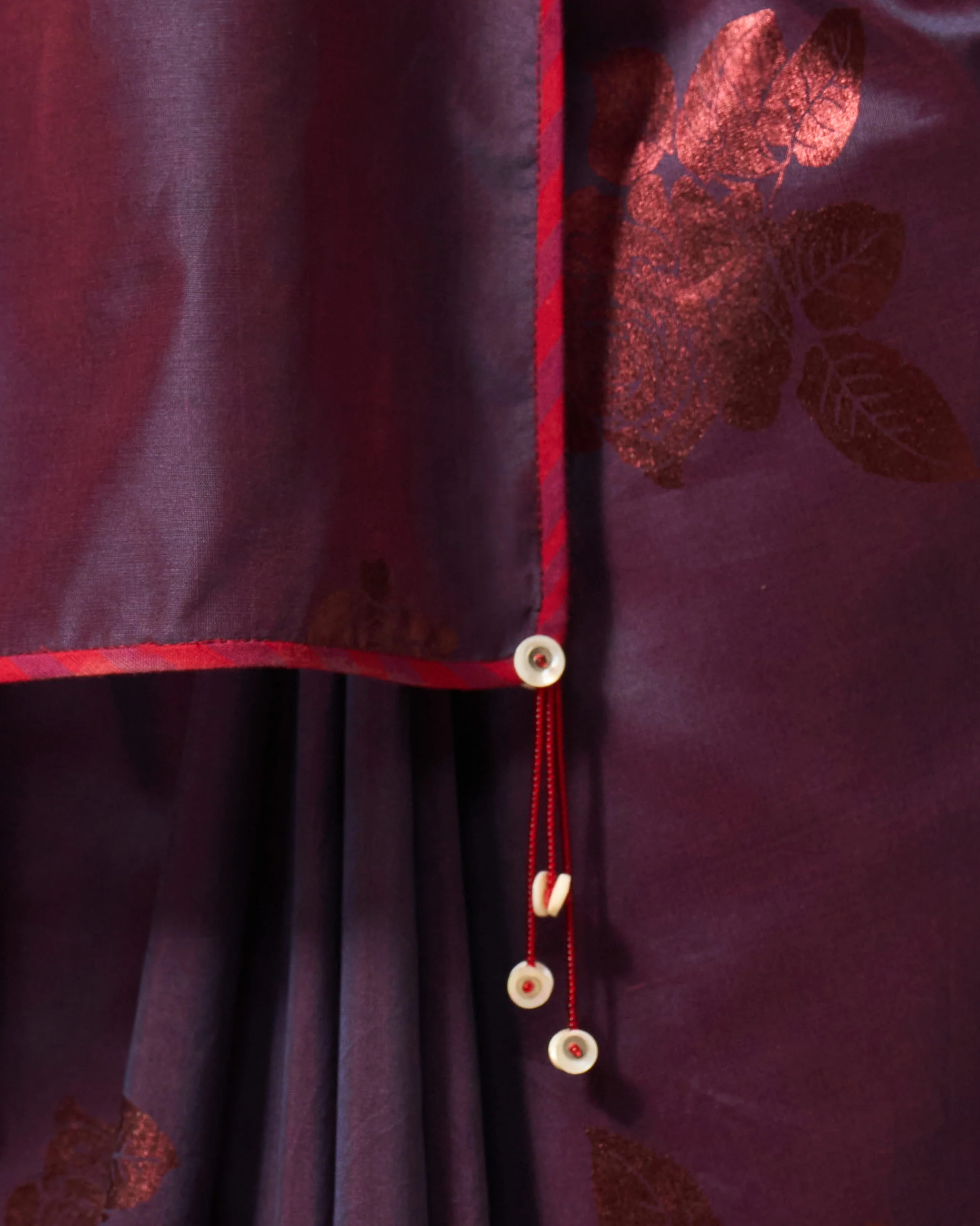 Rose Rush Sari - Purple & Foil Print - Image 3