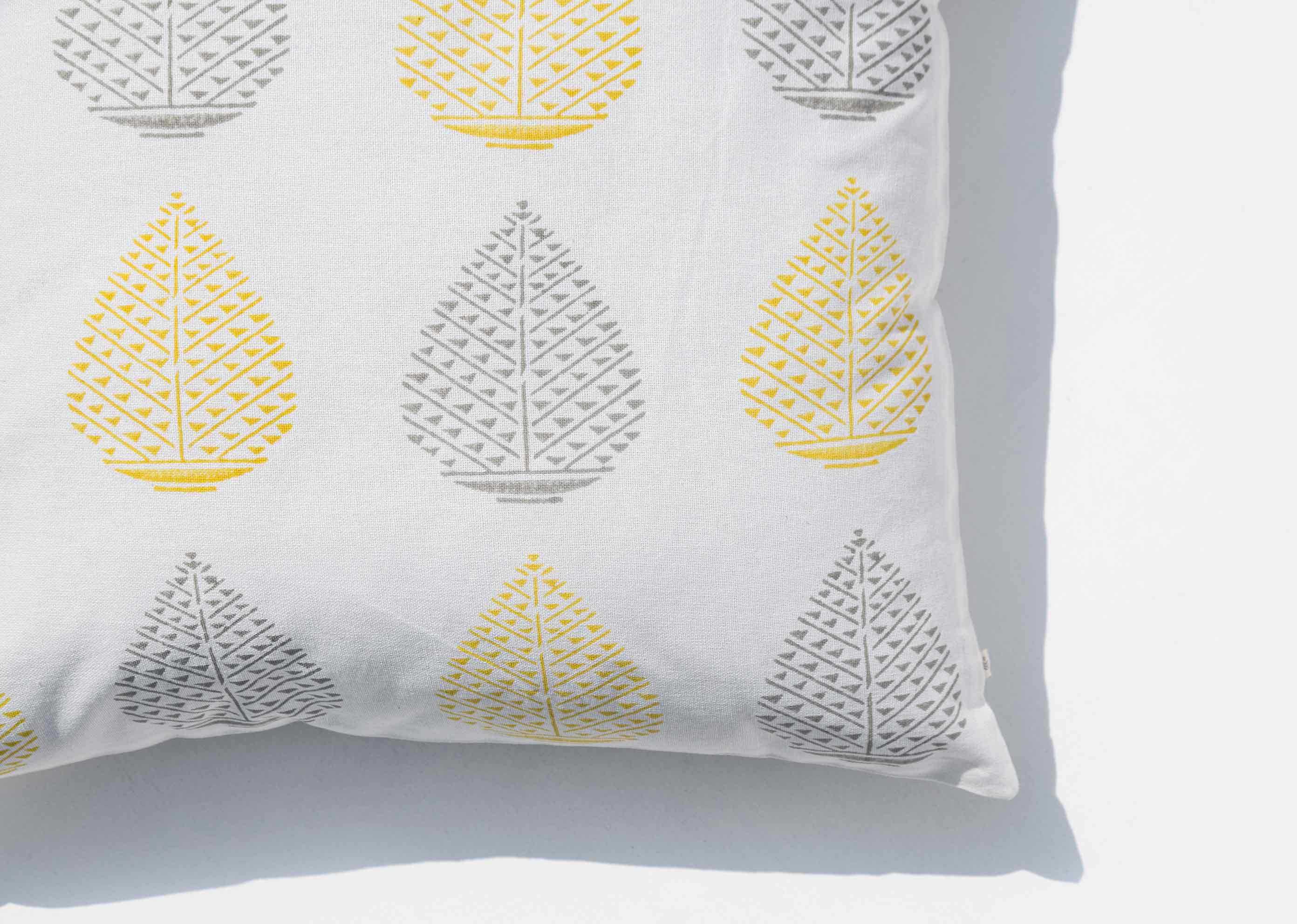 Roselle Buta Cushion Cover - Image 3