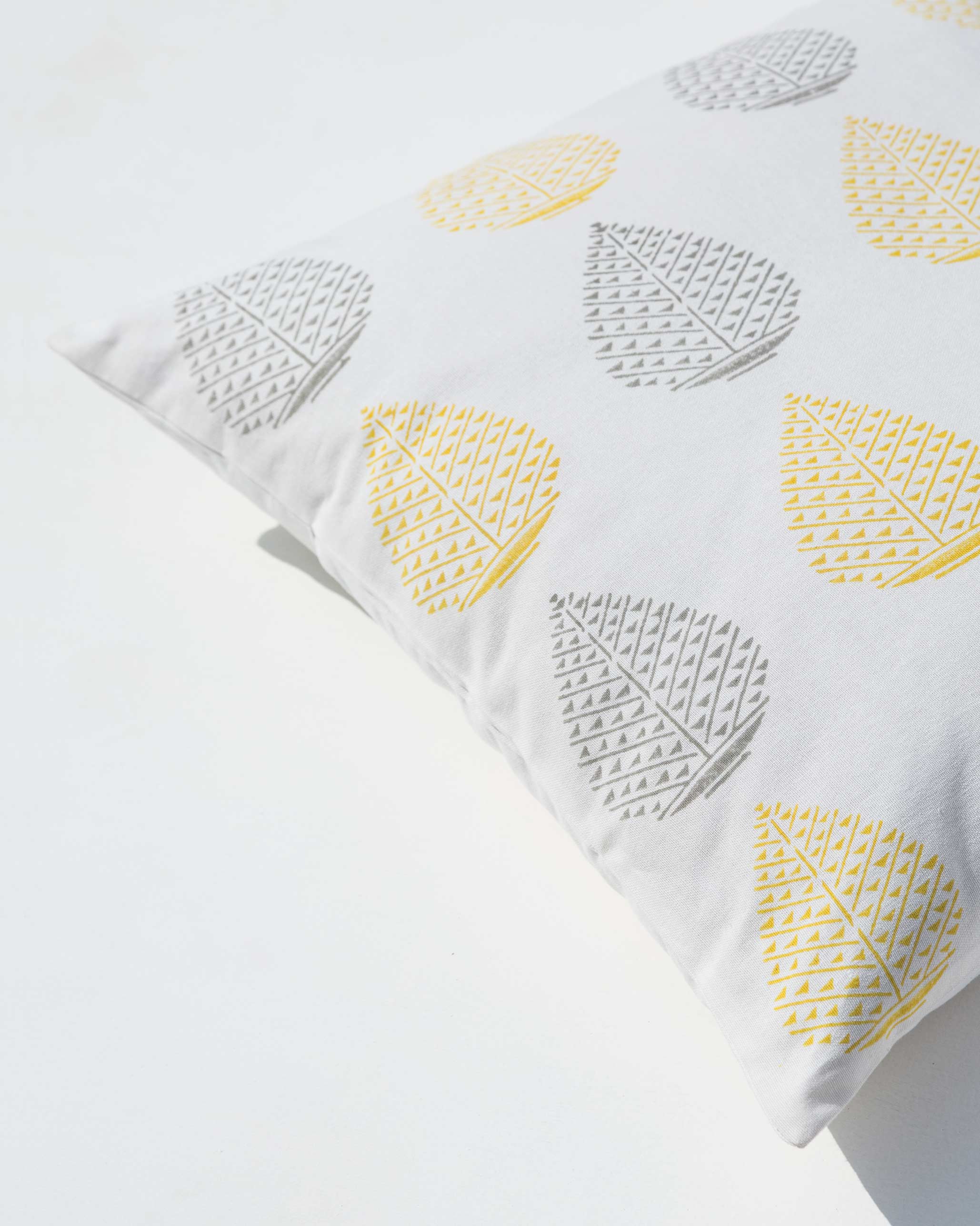 Roselle Buta Cushion Cover - Image 4