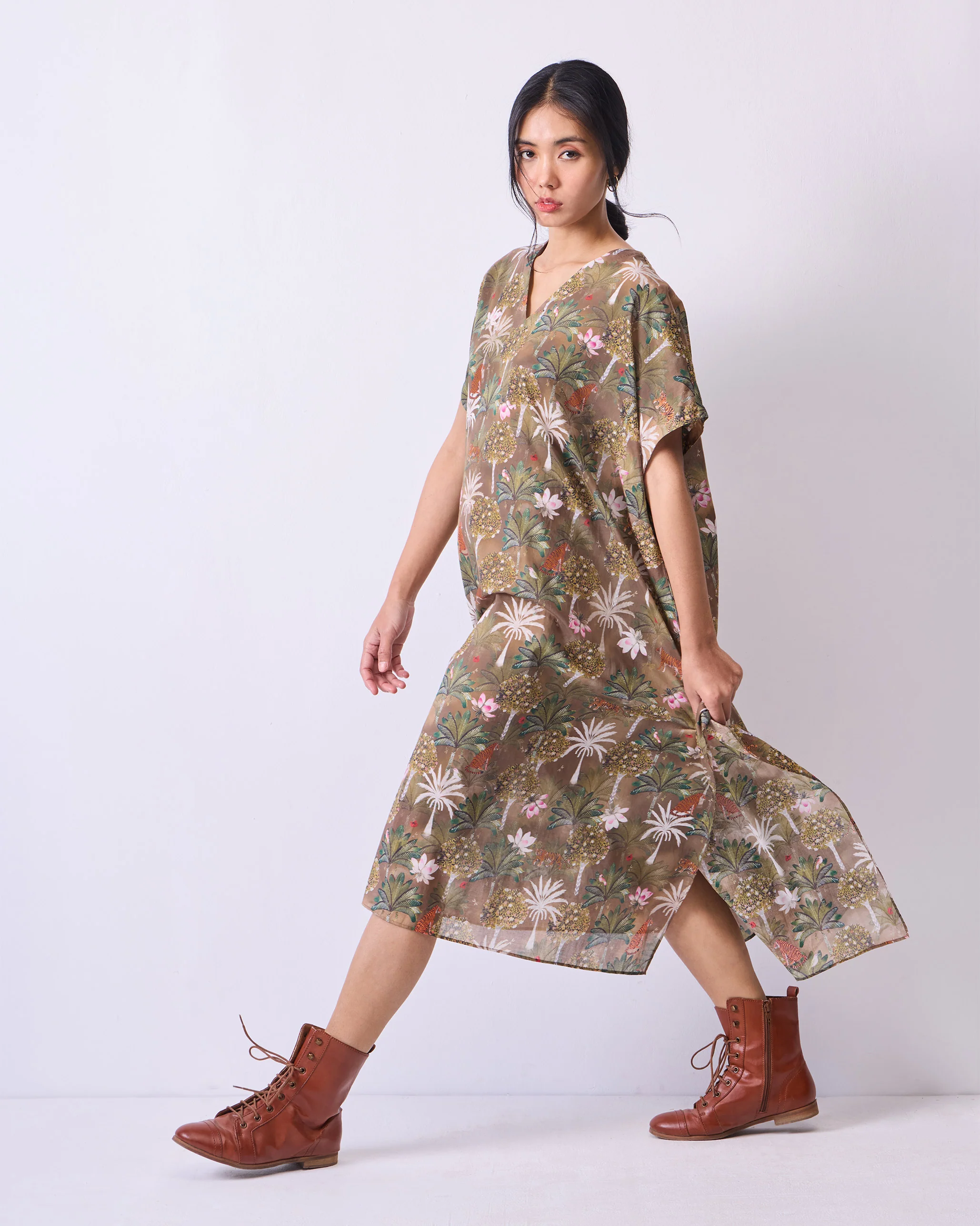 Safari Delight Kaftan - Olive Print - Image 5