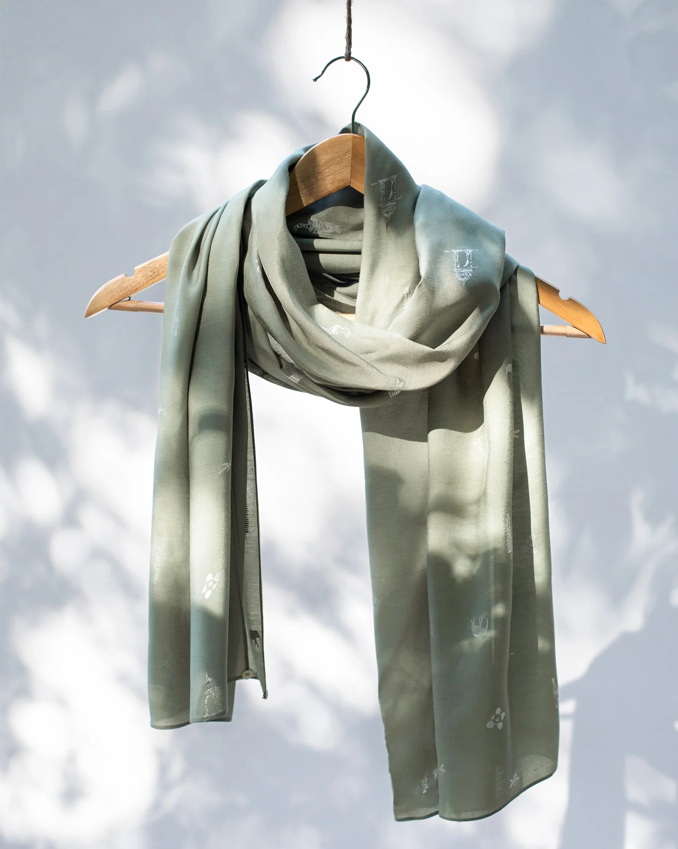 Safari Icon Scarf - Green - Image 5