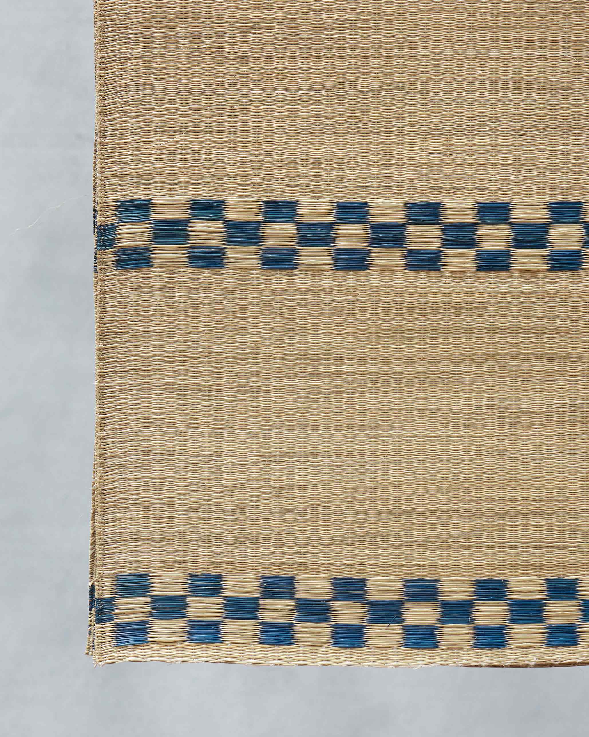 Sahara Madhura Grass Table Runner - Image 2