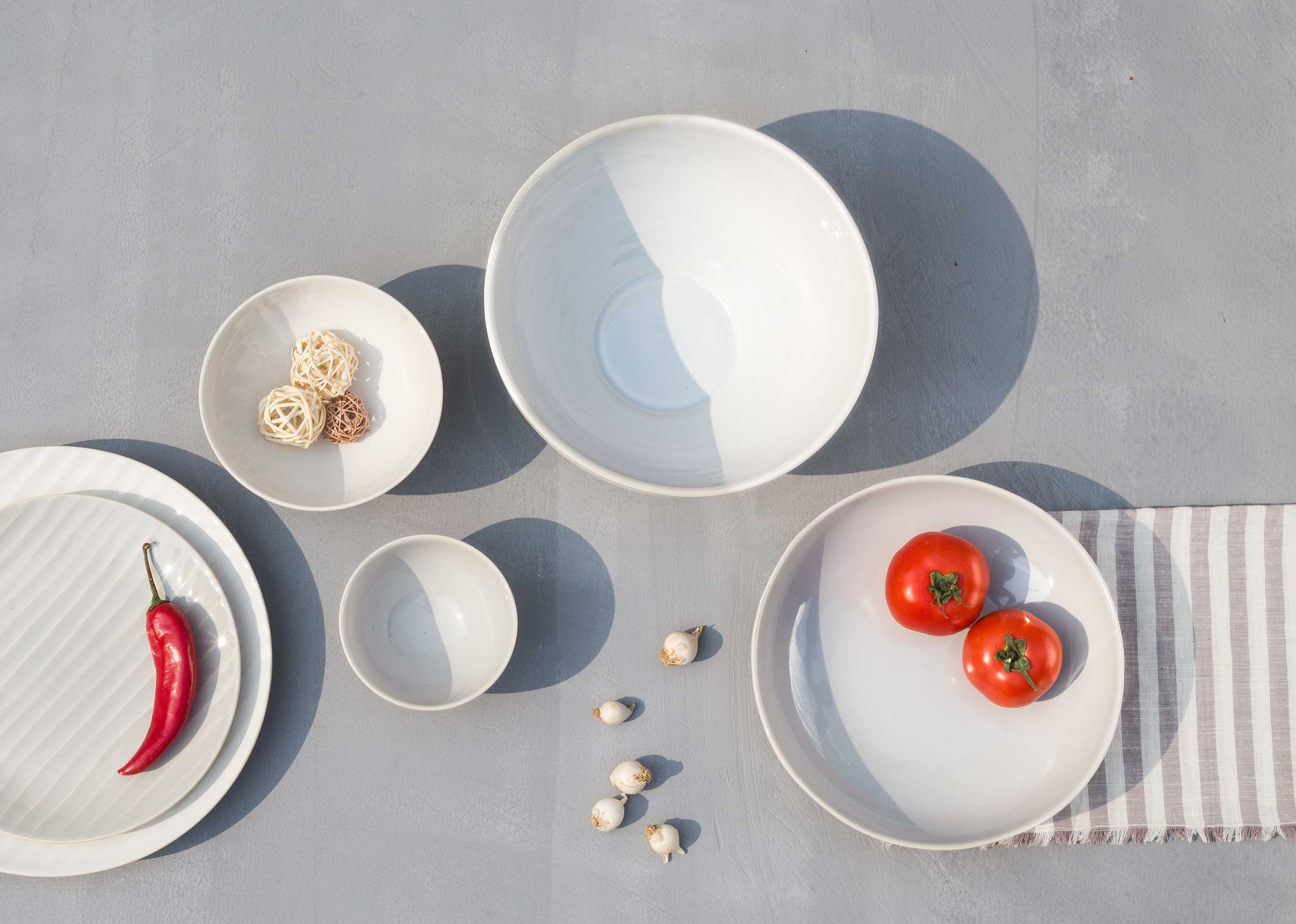 Sandy Dune Serving Bowl - Image 3