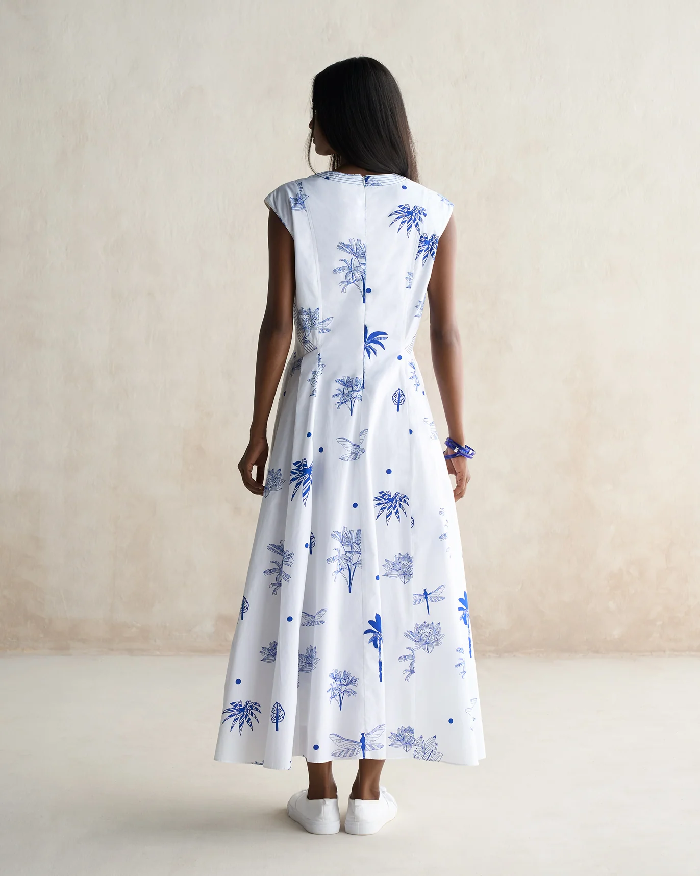 Sankara Dress - White & Blue - Image 4