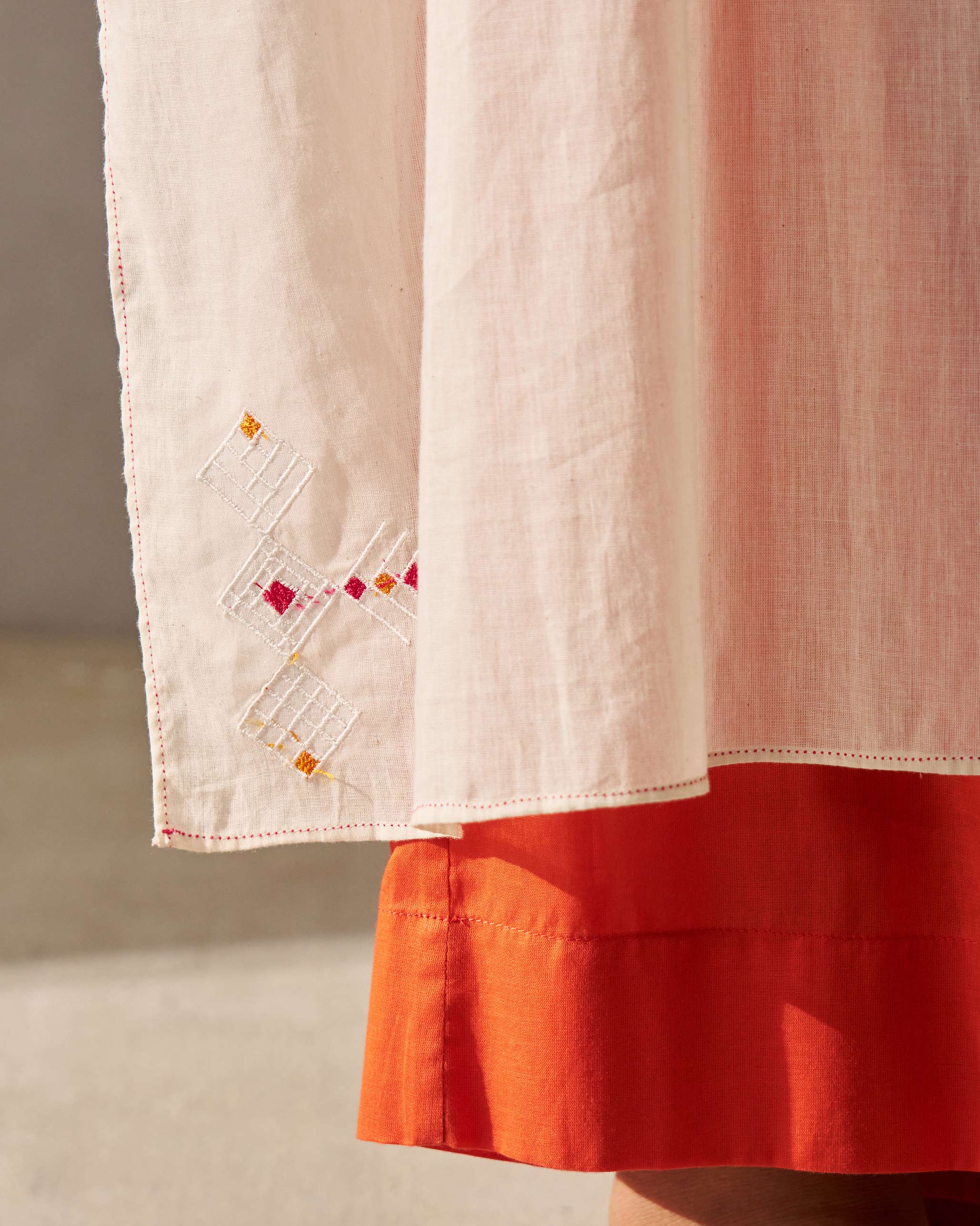 Sara Gathered Kurta - Ivory - Image 5