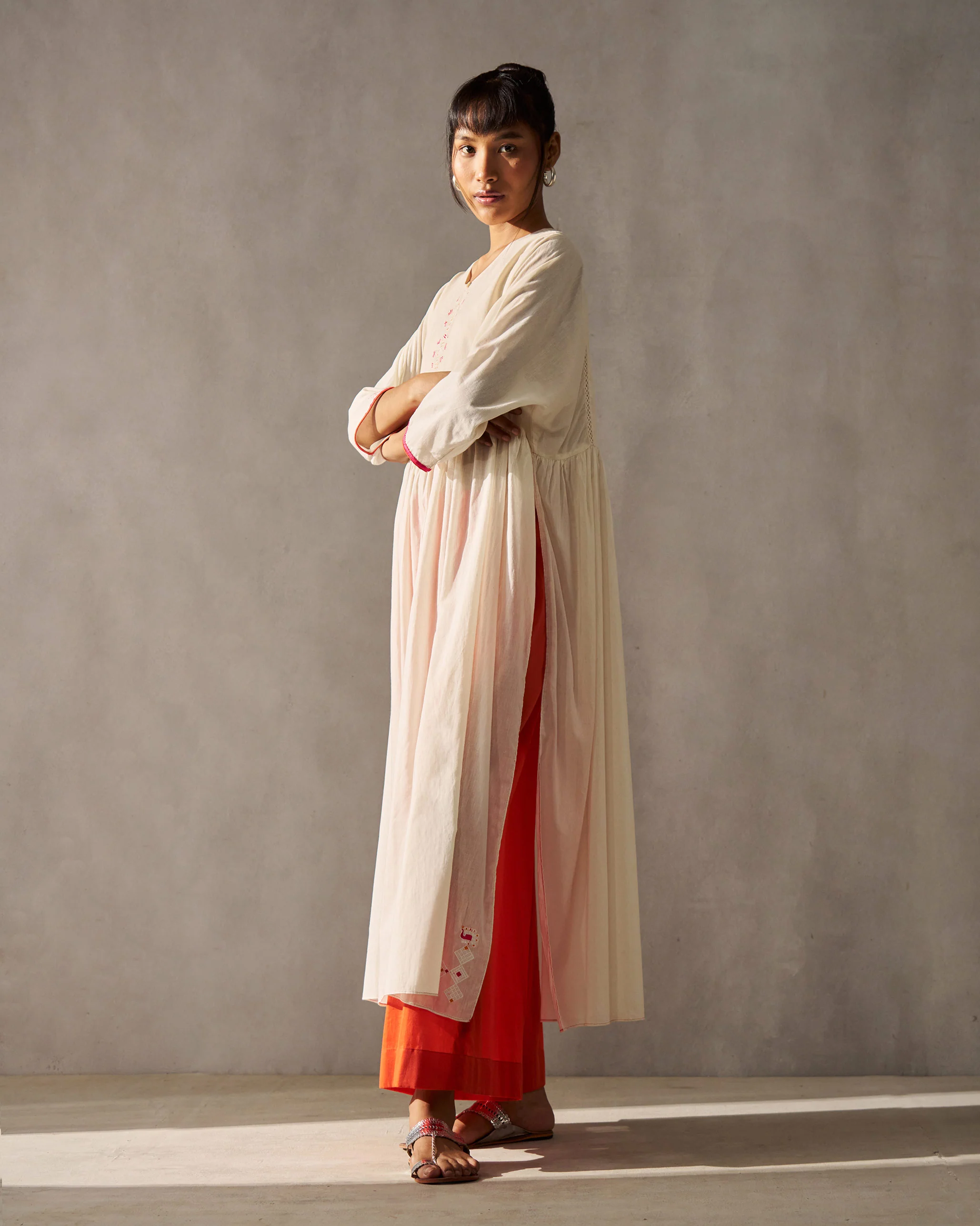 Sara Gathered Kurta - Ivory - Image 7