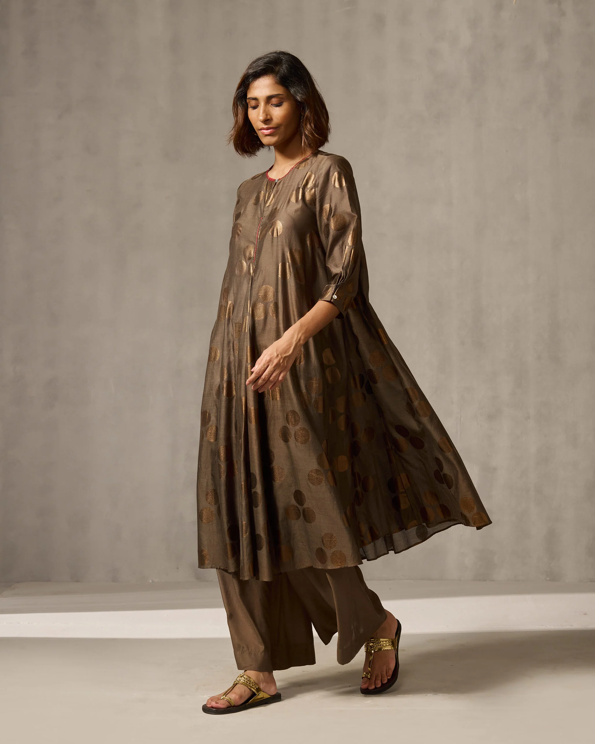 Sara Kurta - Oak Brown Foil Print - Image 4