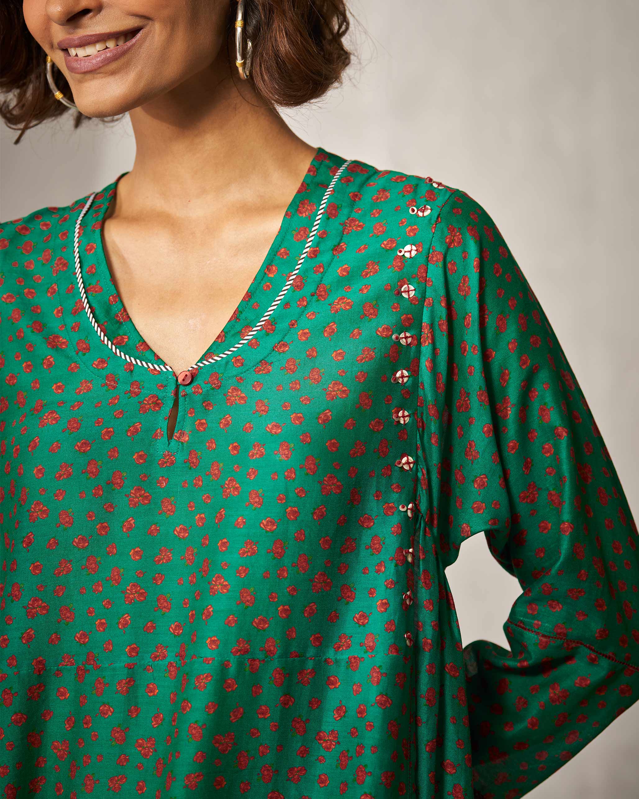 Sara Panelled Kurta - Green & Red Print - Image 3